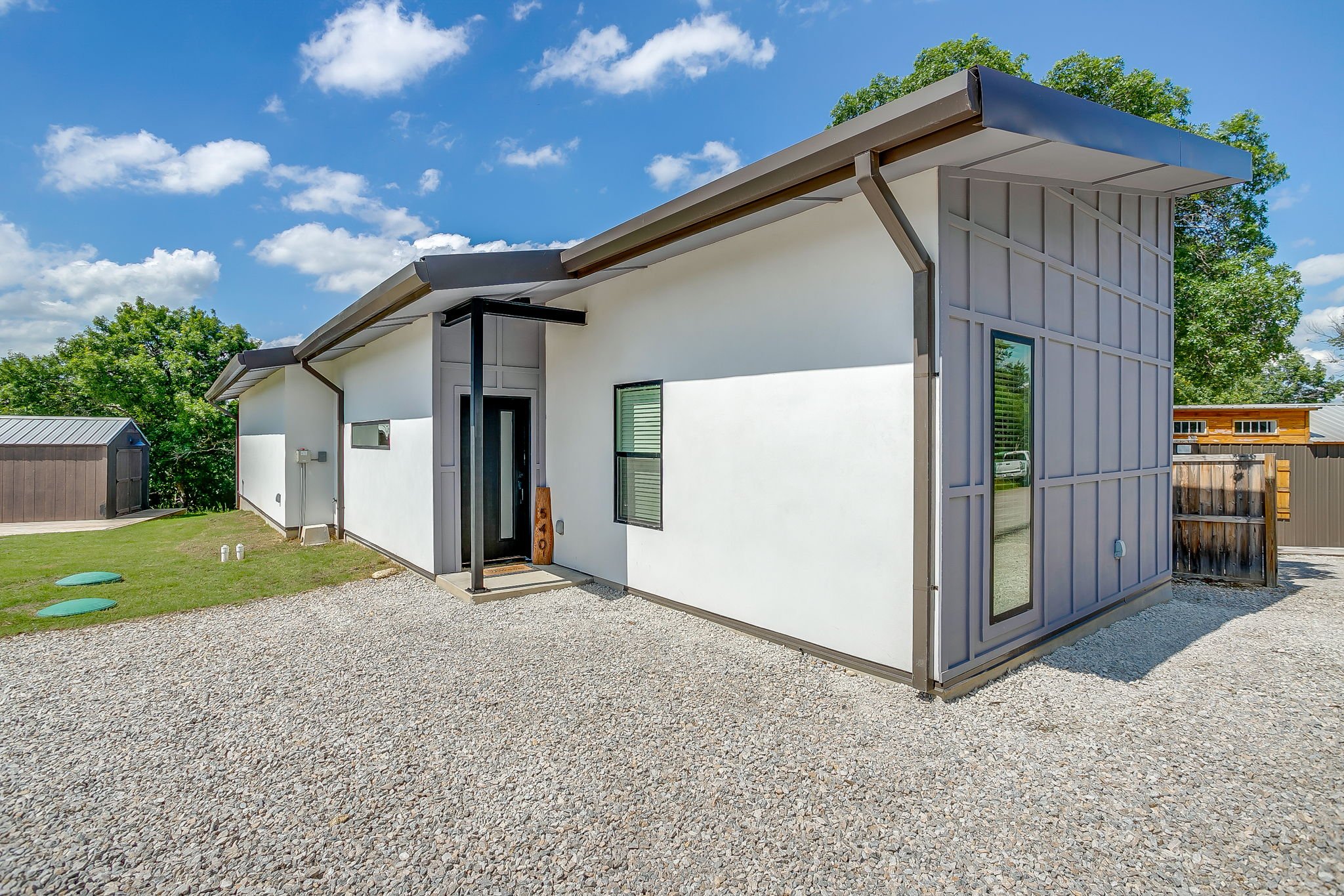 540 Burton Hill Rd (5 of 40).jpg