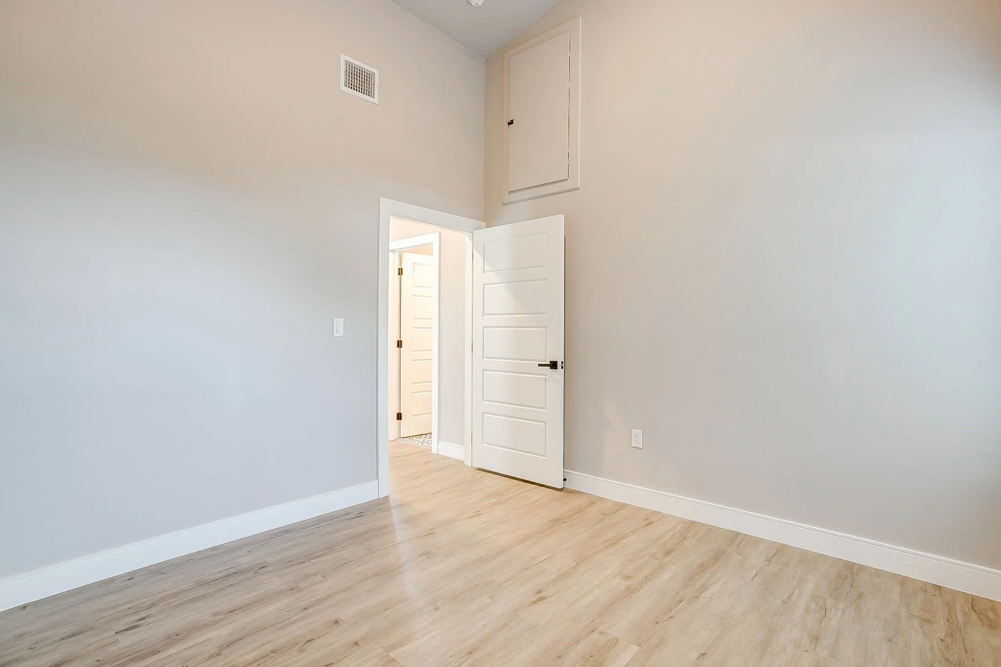 540 Burton Hill Rd (14 of 40).jpg