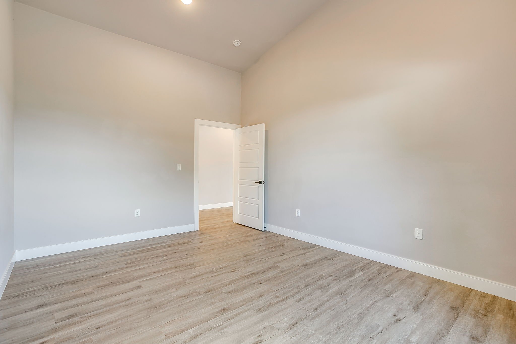 540 Burton Hill Rd (19 of 40).jpg