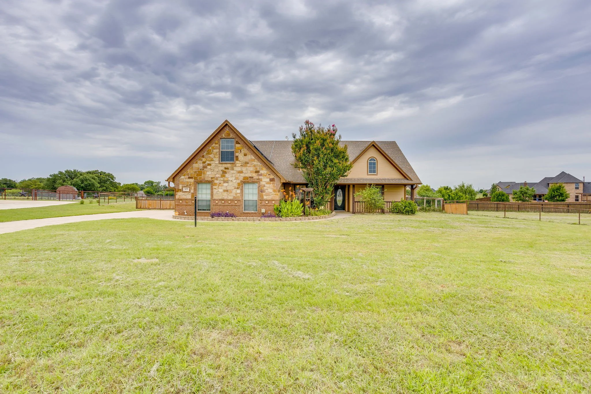 155 Cornerstone Ln (4 of 48).jpg