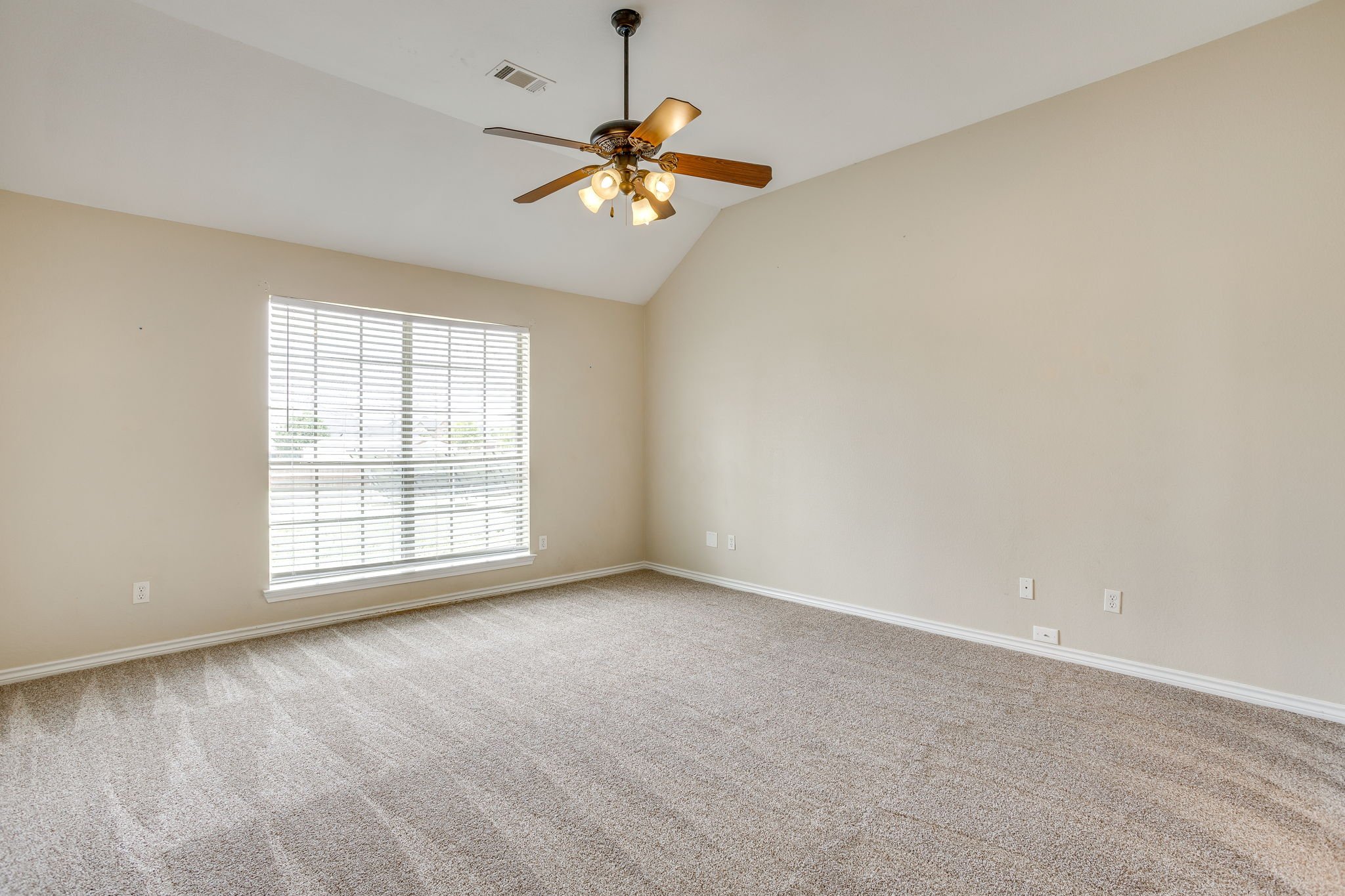 155 Cornerstone Ln (23 of 48).jpg