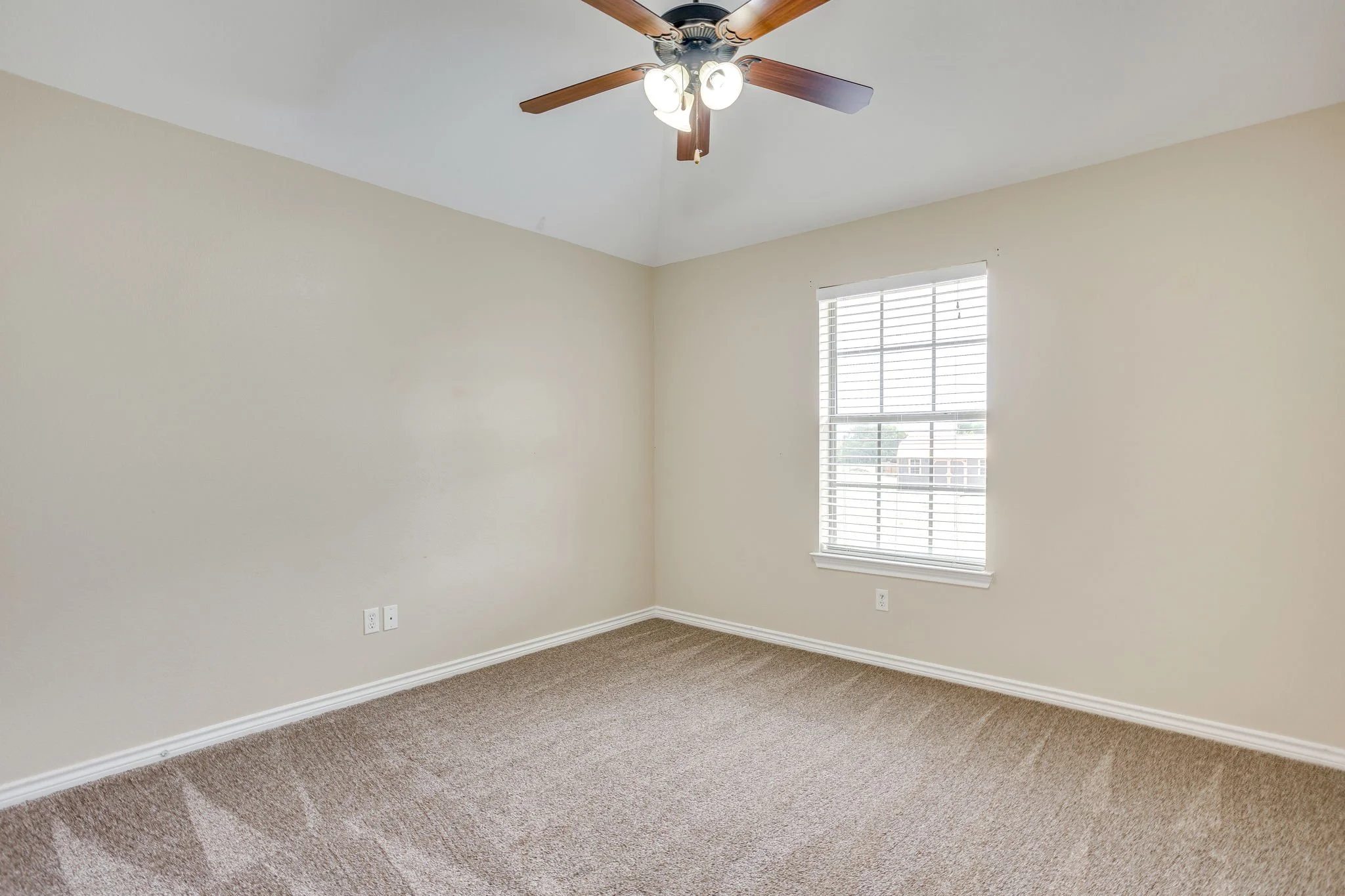 155 Cornerstone Ln (32 of 48).jpg