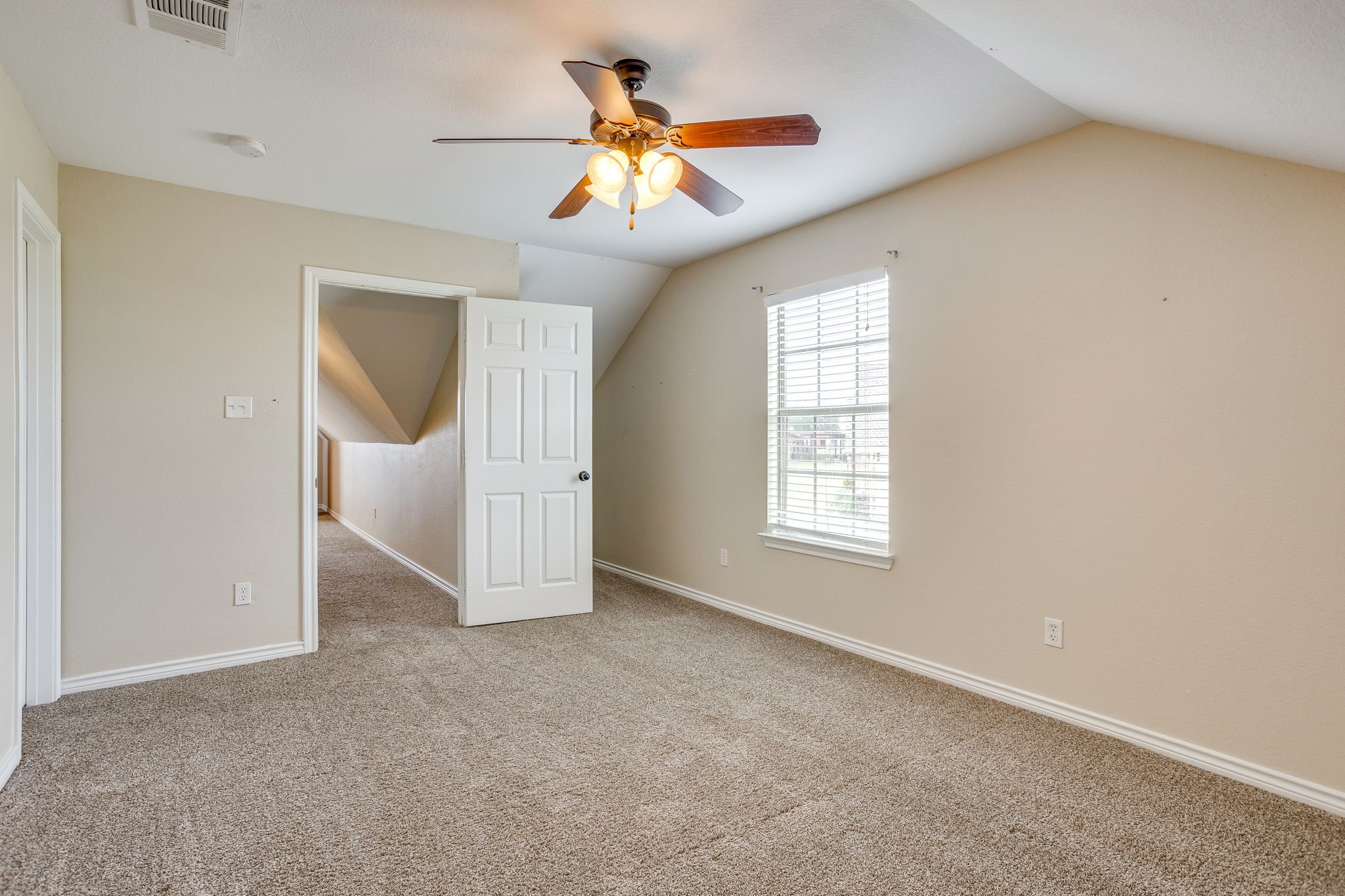 155 Cornerstone Ln (39 of 48).jpg