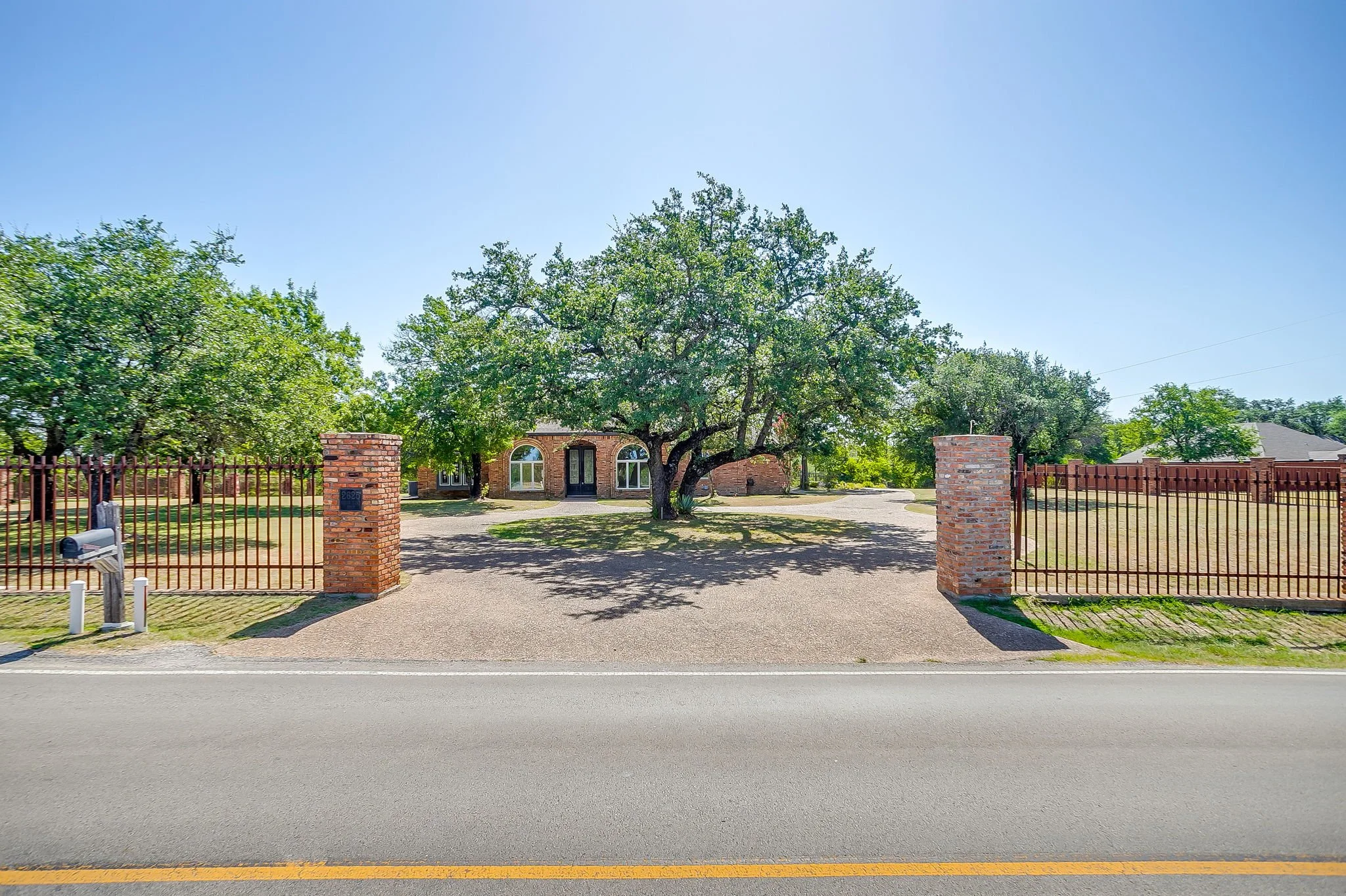 2625 Clear Lake Rd (1 of 78).jpg