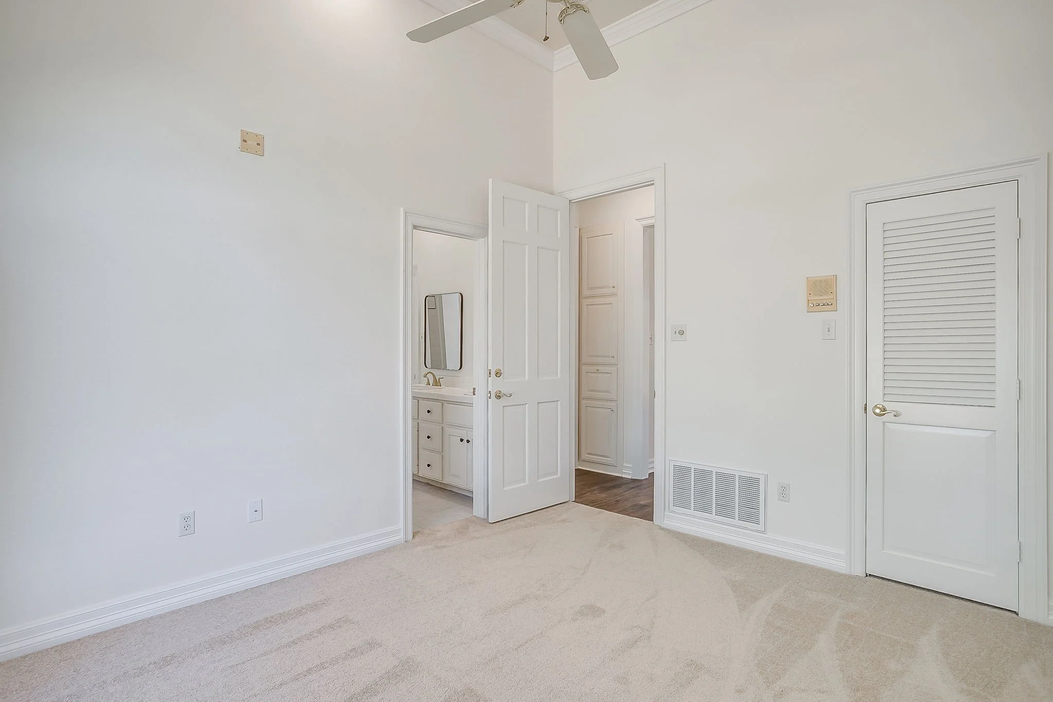 2625 Clear Lake Rd (37 of 78).jpg