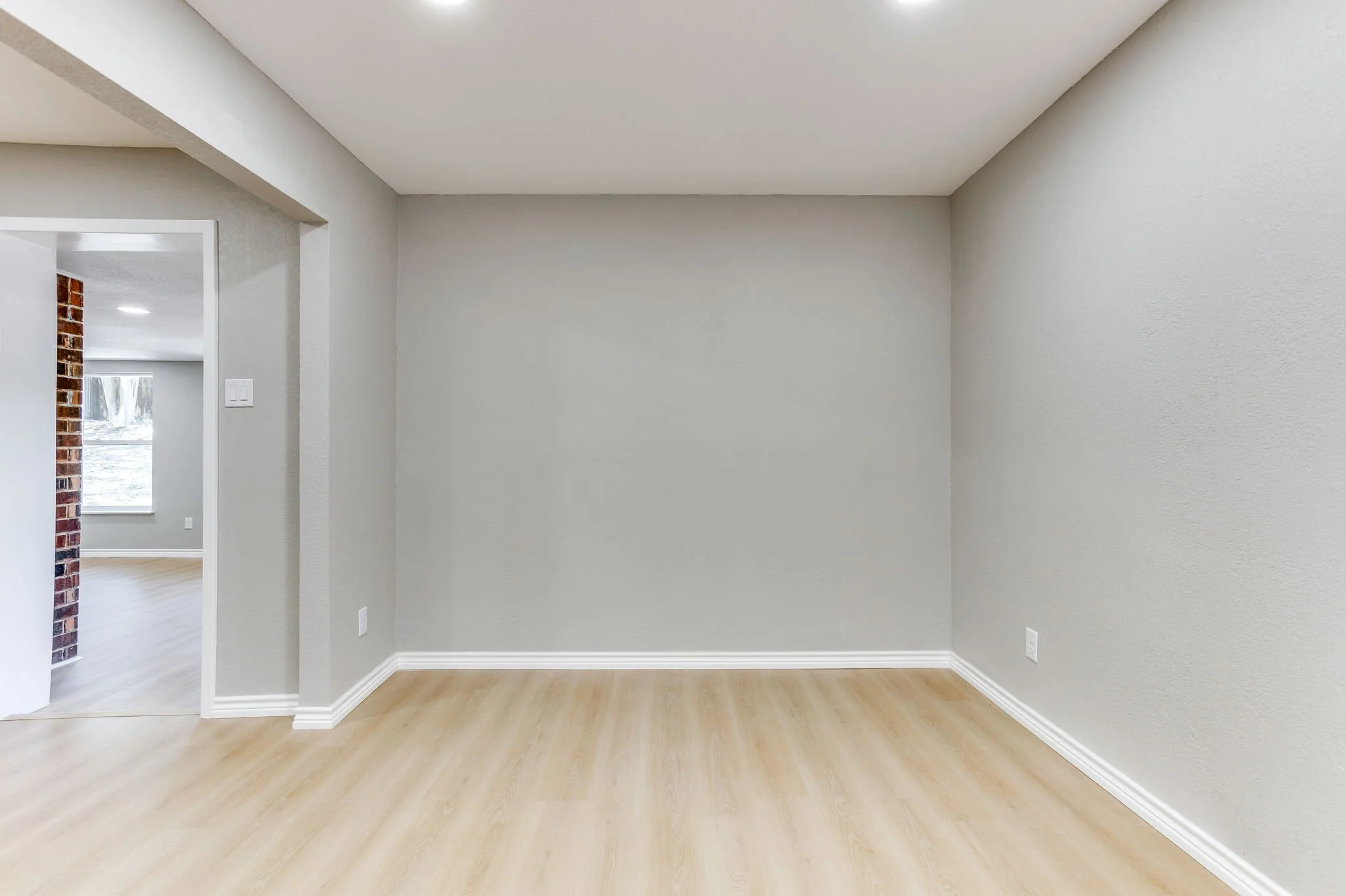 2709 Springbrooke Dr (18 of 49).jpg
