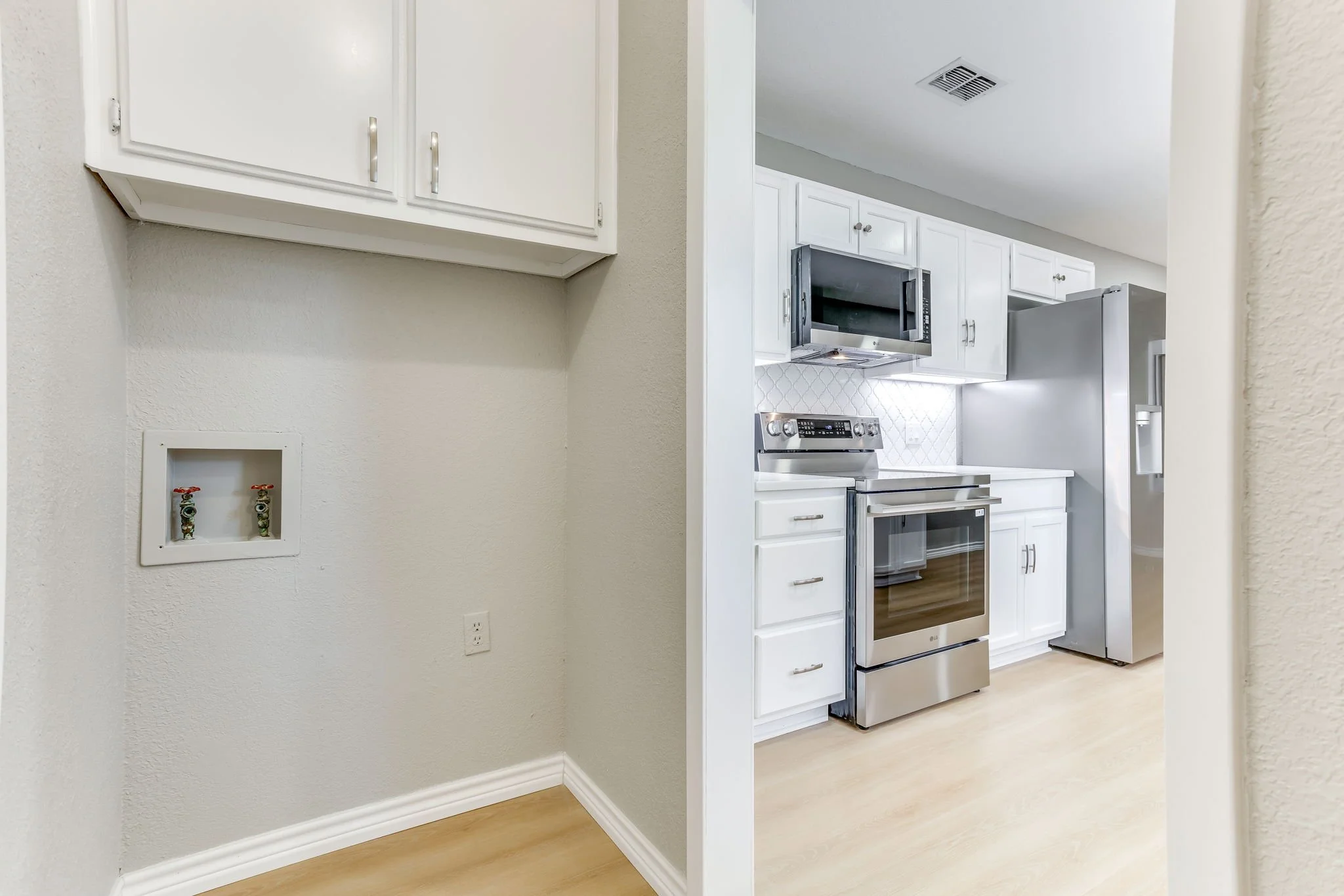 2709 Springbrooke Dr (25 of 49).jpg
