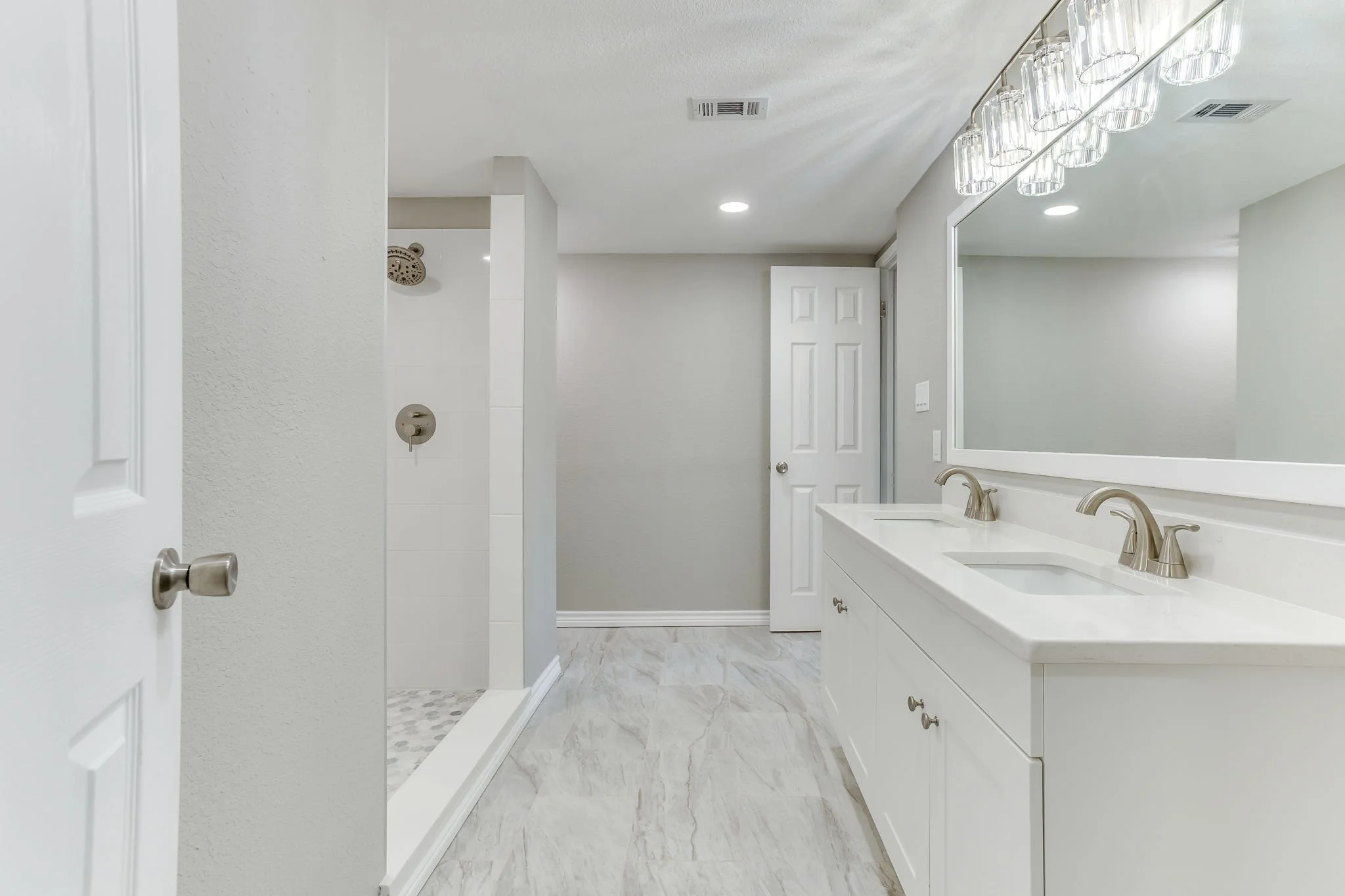 2709 Springbrooke Dr (34 of 49).jpg