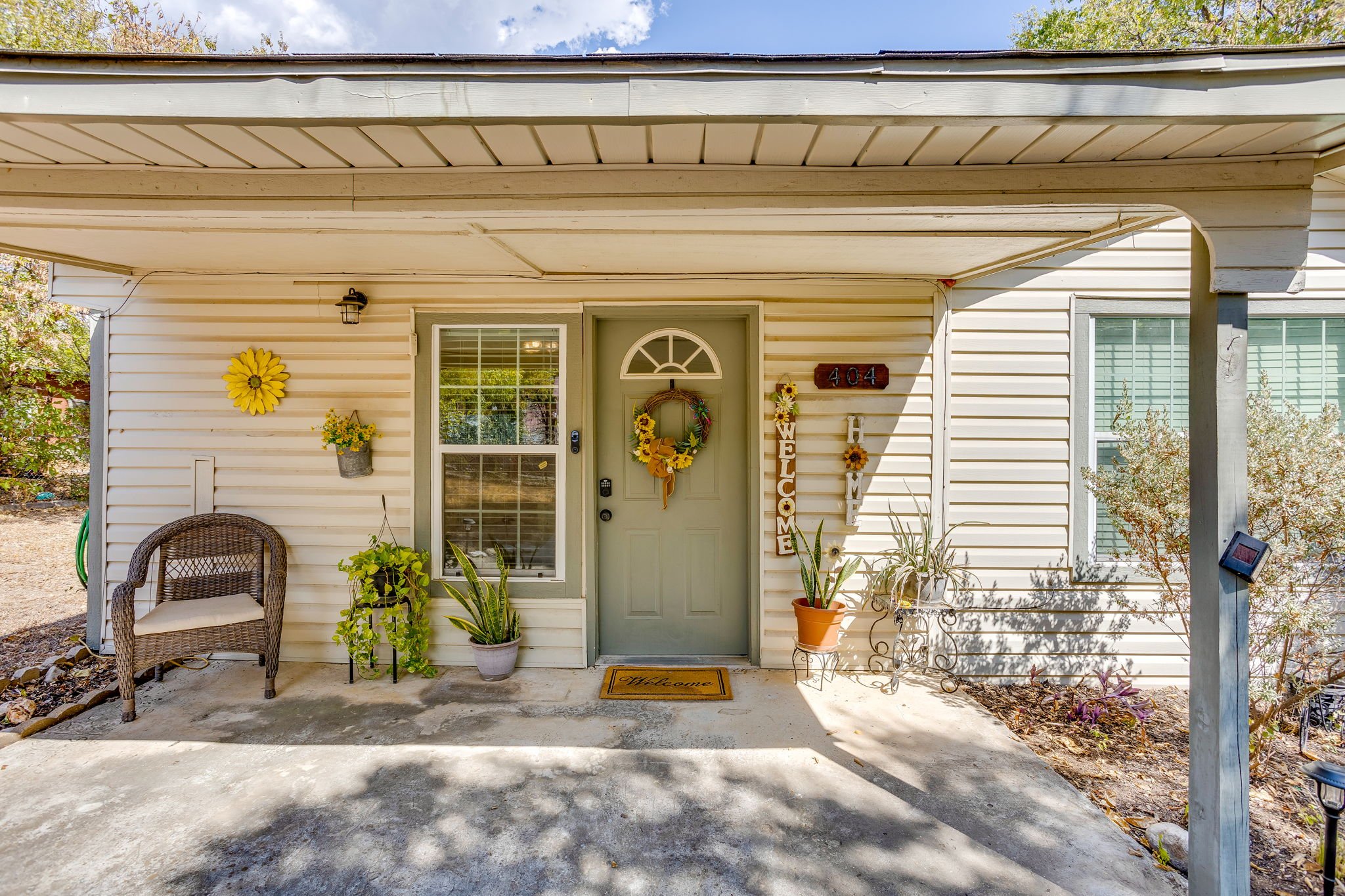 404 Calgary Rd (9 of 43).jpg
