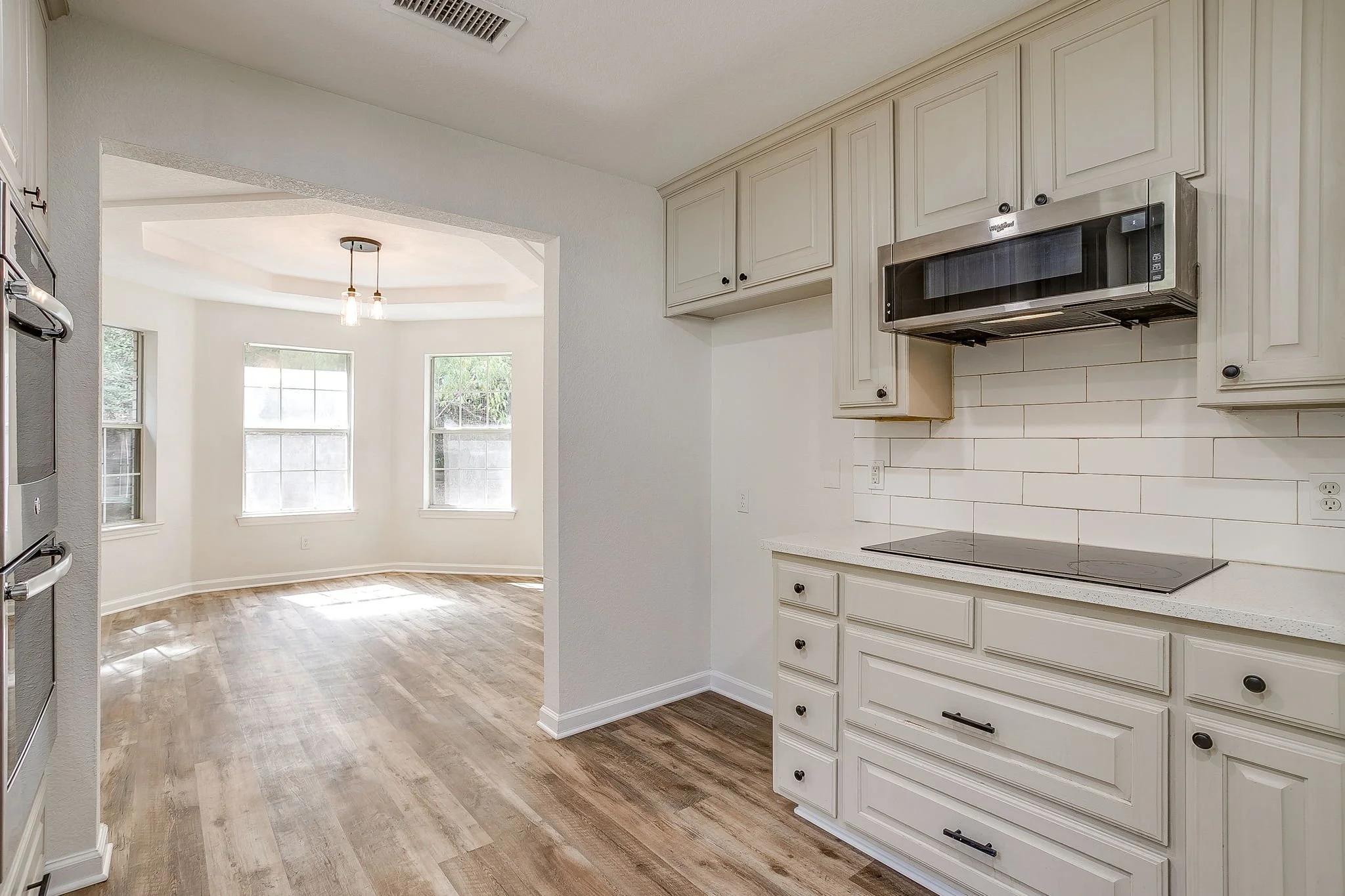 120 Hillside Ct (19 of 46).jpg