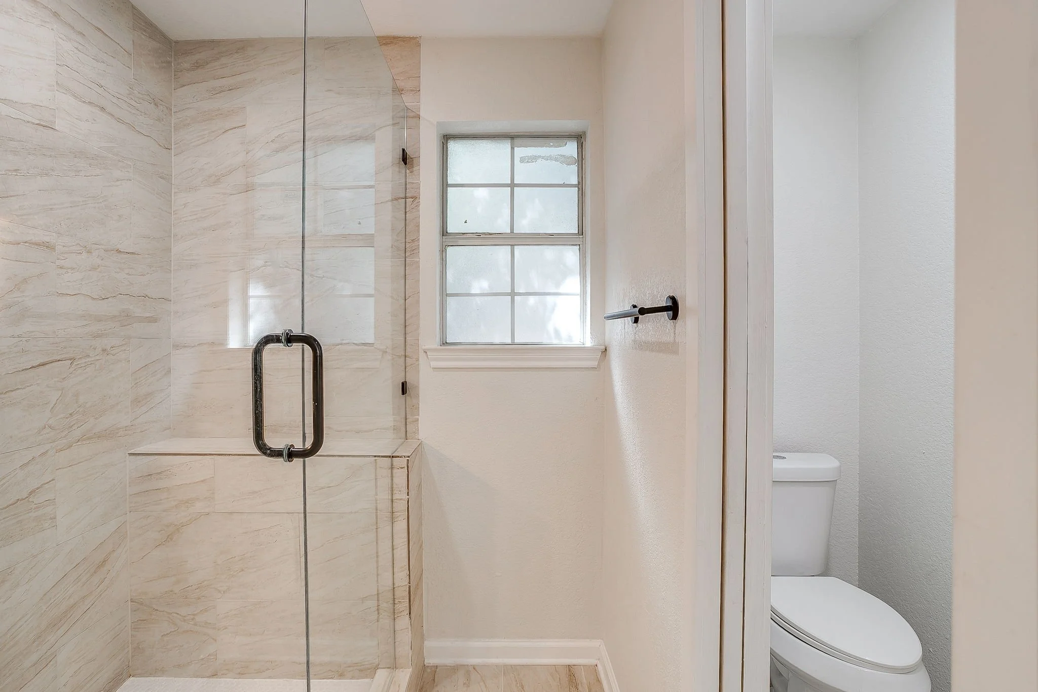 120 Hillside Ct (27 of 46).jpg