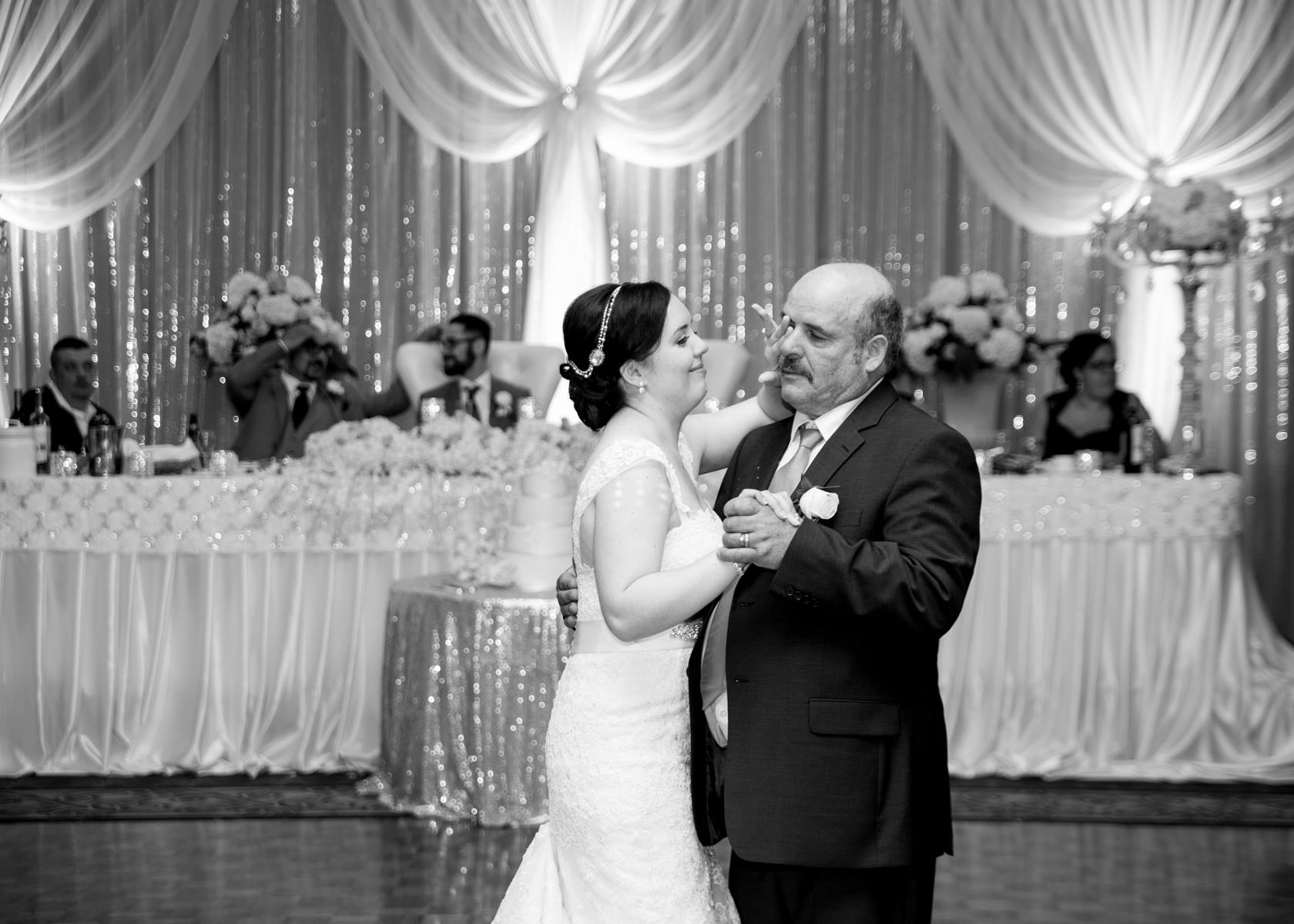 Bride and her papa