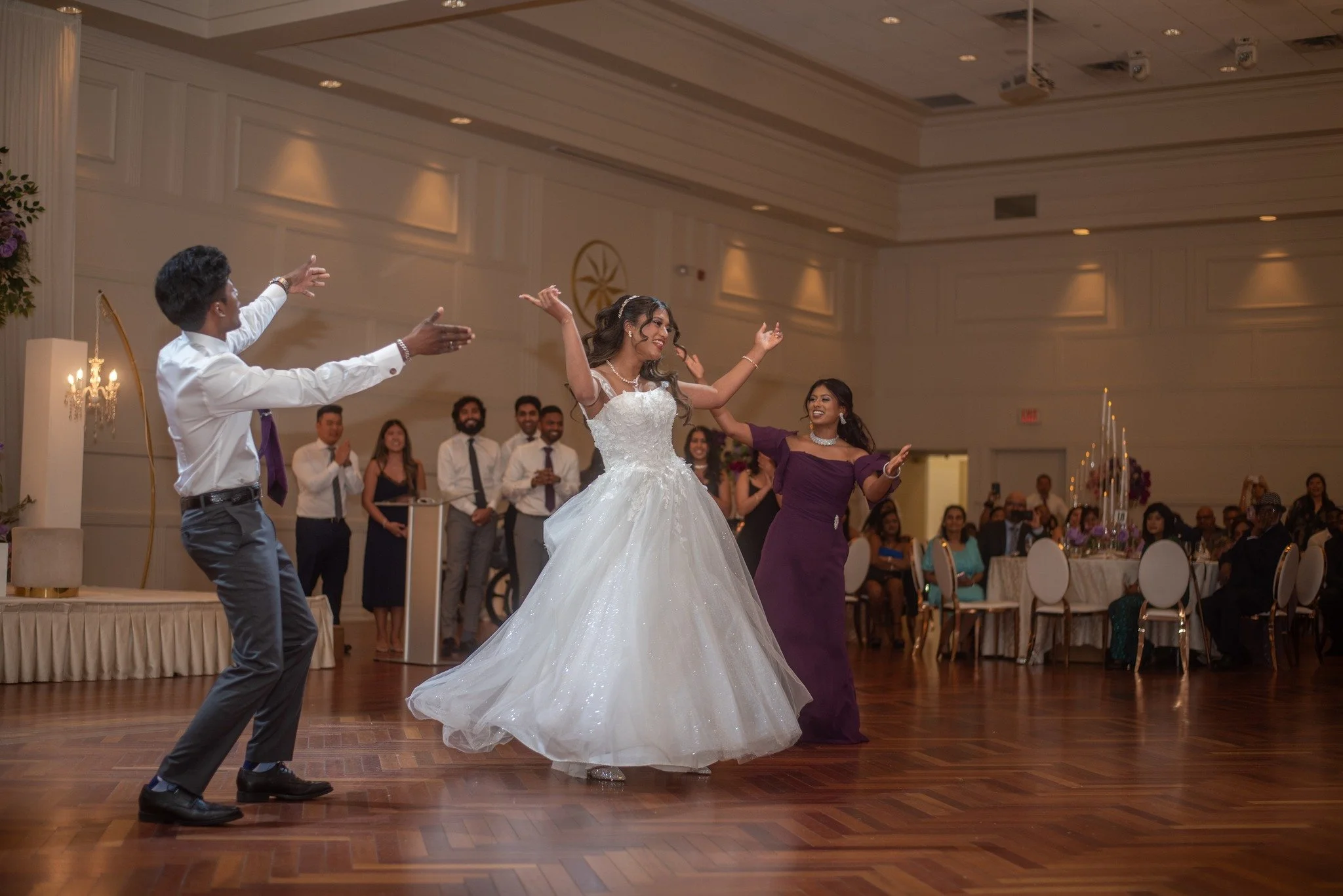 Visit us at Canada's Bridal show this weekend!!

Booth 1530.