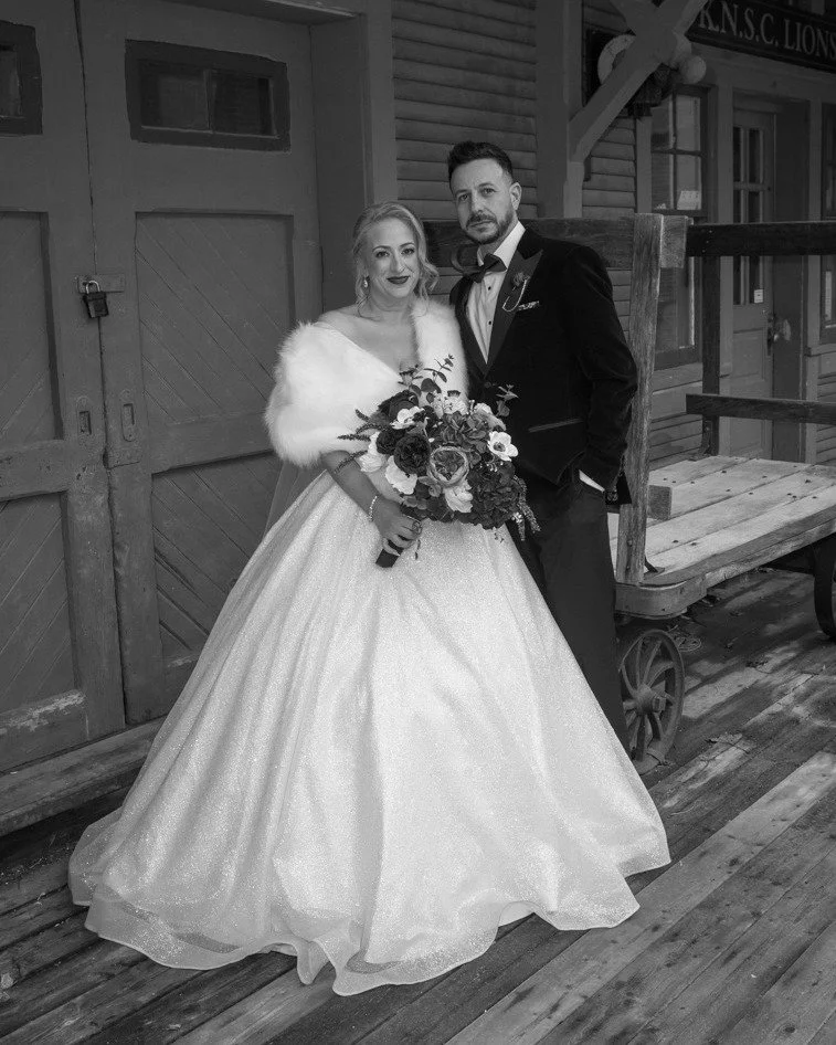 Get ready for a treat! Tomorrow check out our stories to see some of the greatest photo of the year. Bunch up there now. 

These are sneak peaks from our amazing day with Sara and Rocco and the rest of the most amazing people we have met. 

ps: from 