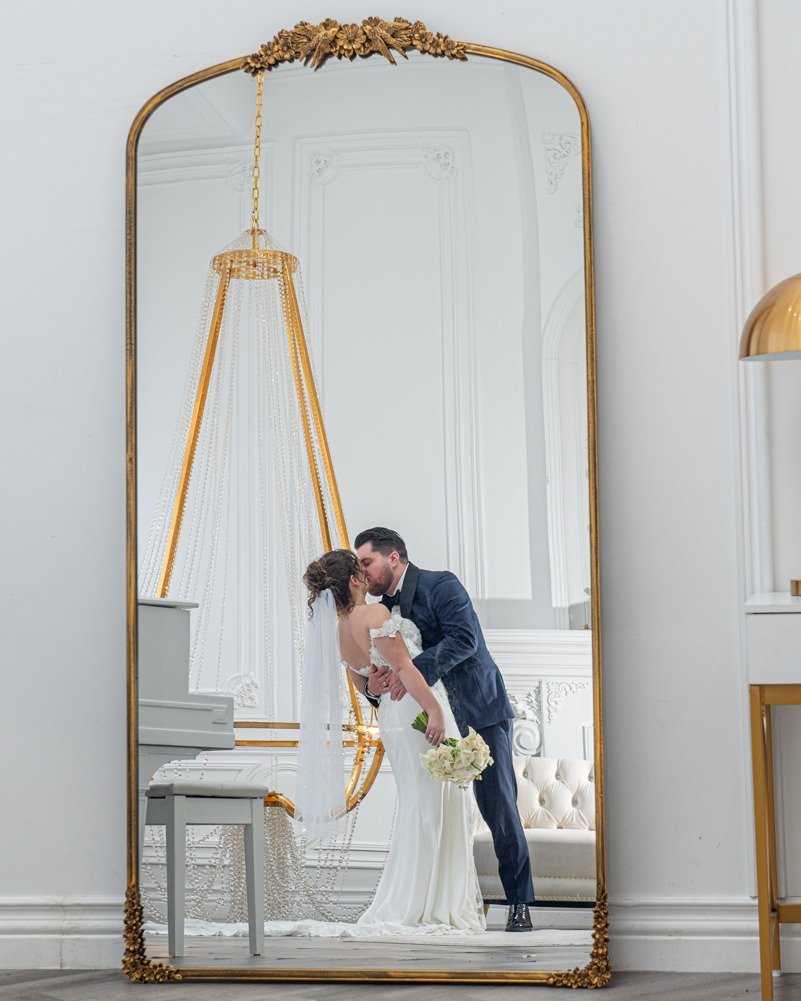 Good morning! 👋

Sorry for the lack of posting lately&mdash;the studio has been absolutely buzzing! Between shoots and full-day editing sessions, we&rsquo;ve been head-down making sure every gallery and film from our recent weddings is perfect. 🖥️✨