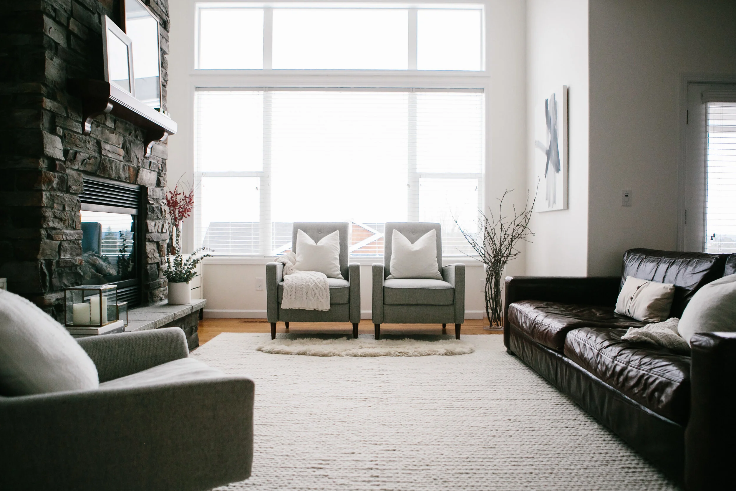 Selecting The Perfect Living Room Rug Size For Your Home