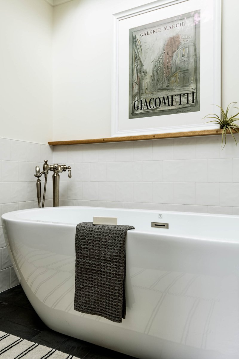 Elegant-Simplicity-Bellevue-Interior-Design-Bellevue-Interior-Designer-Redmond-House-Master-Bathroom