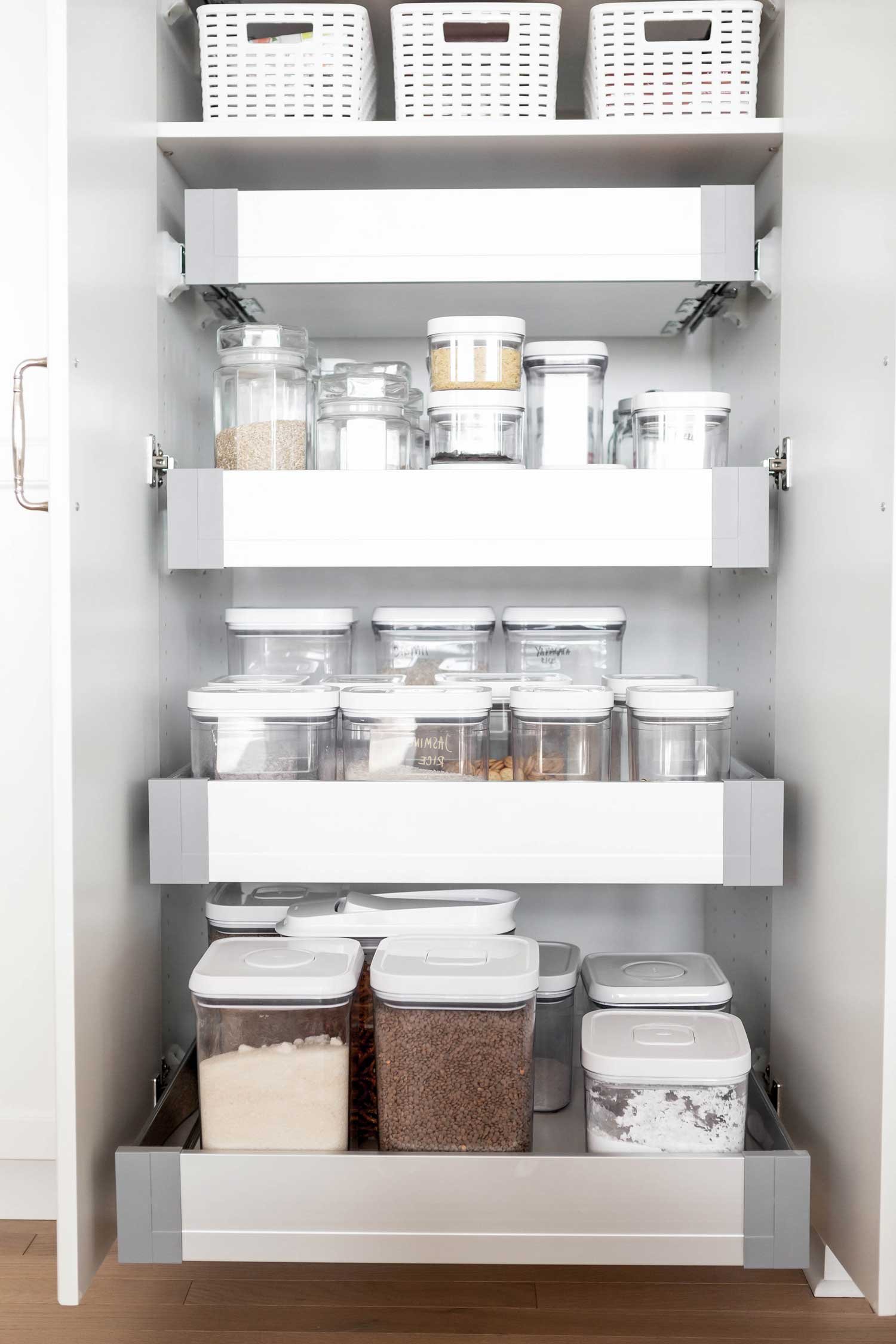 How A Professional Organizer Selects Storage Containers
