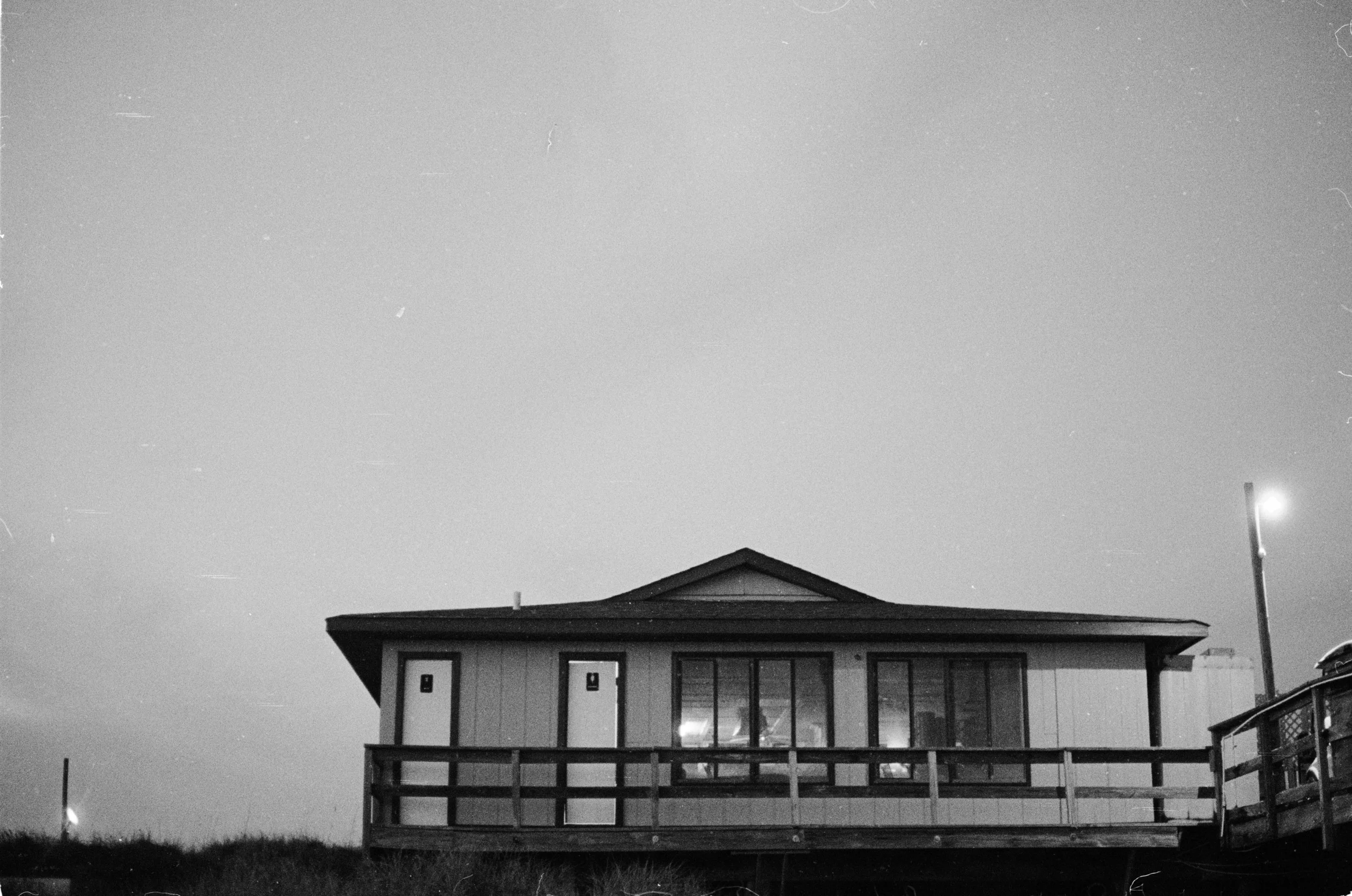 Beach_2.jpg