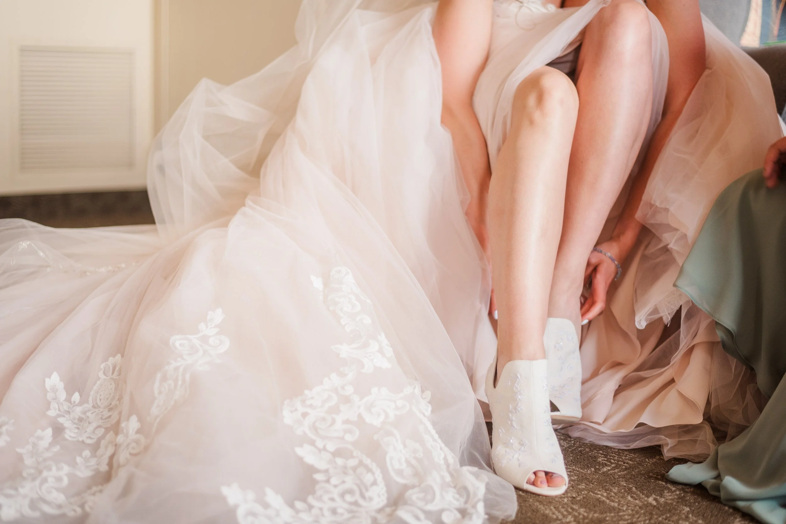 R&LSneakPeeks (226).jpeg