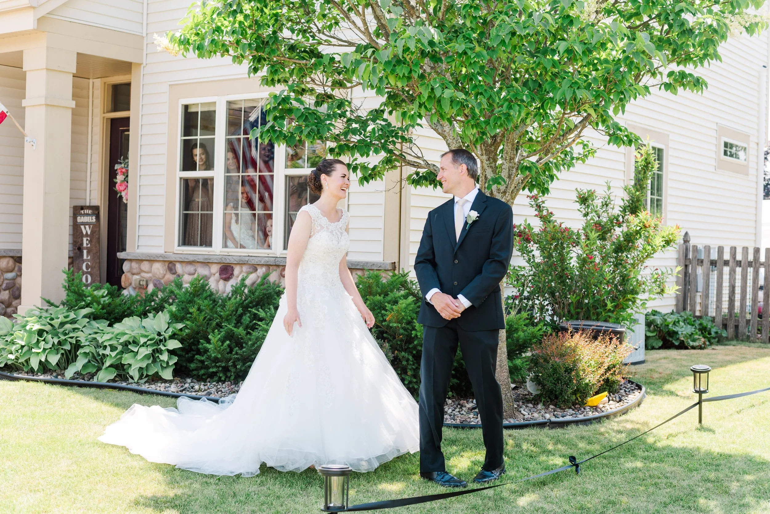Weddings — Emile Portraits