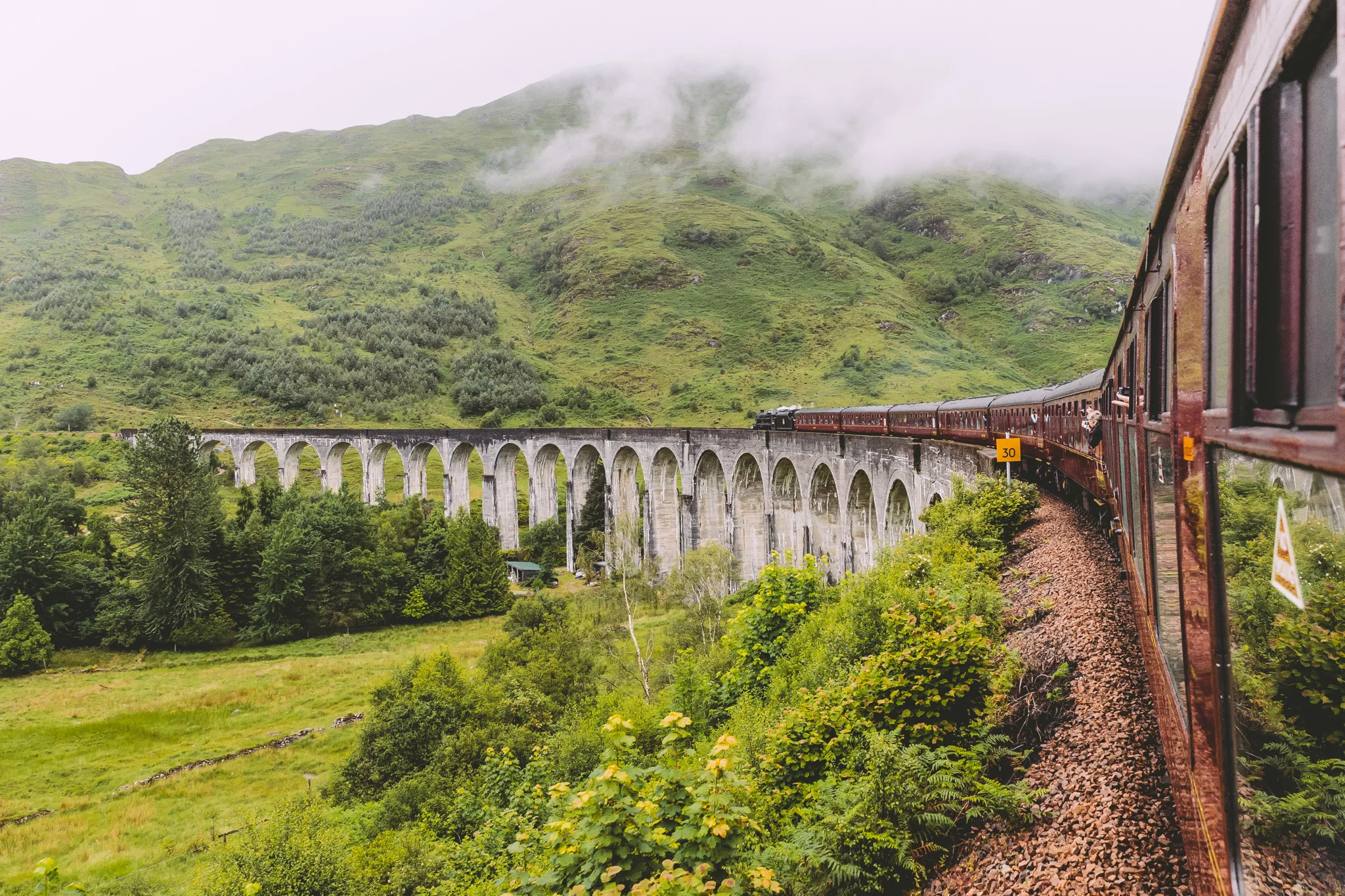 Compass Buster: 10 Days Around Scotland with Haggis Adventures // #readysetjetset #scotland #haggisadventures www.readysetjetset.net