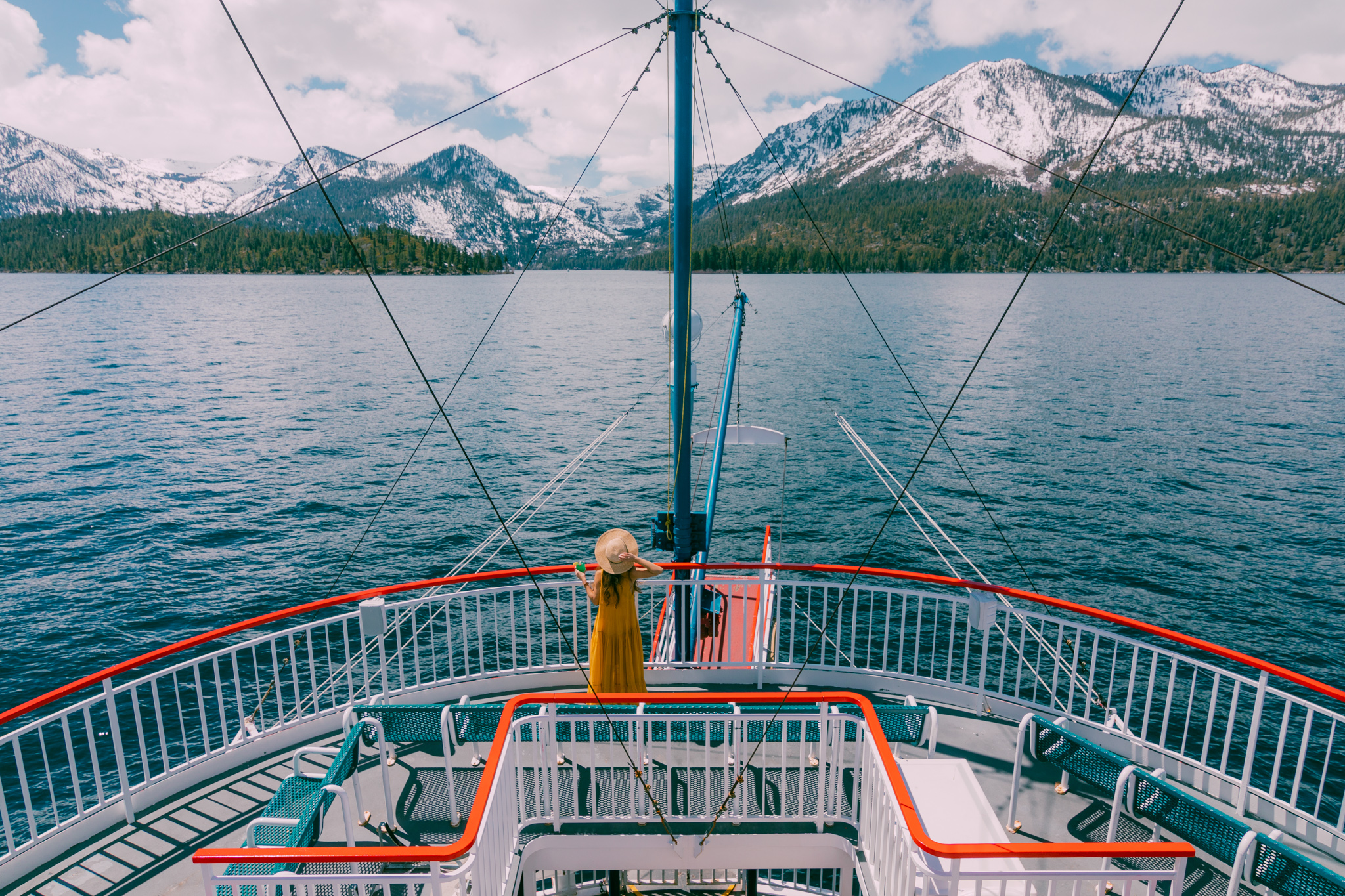 Cruising to Emerald Bay on Lake Tahoe // A Quick Guide to North Lake Tahoe &amp; Reno
