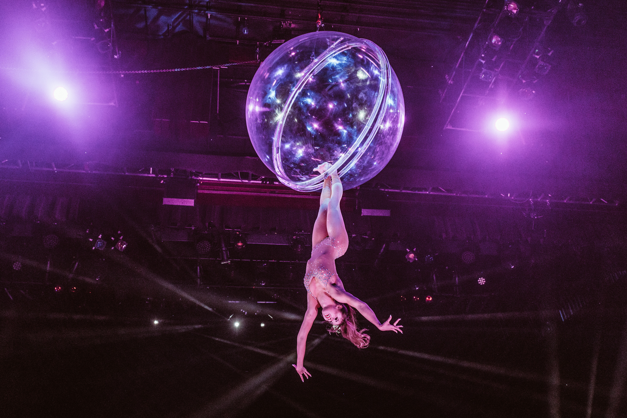 Cirque Paris variety show in Reno // A Quick Guide to North Lake Tahoe &amp; Reno