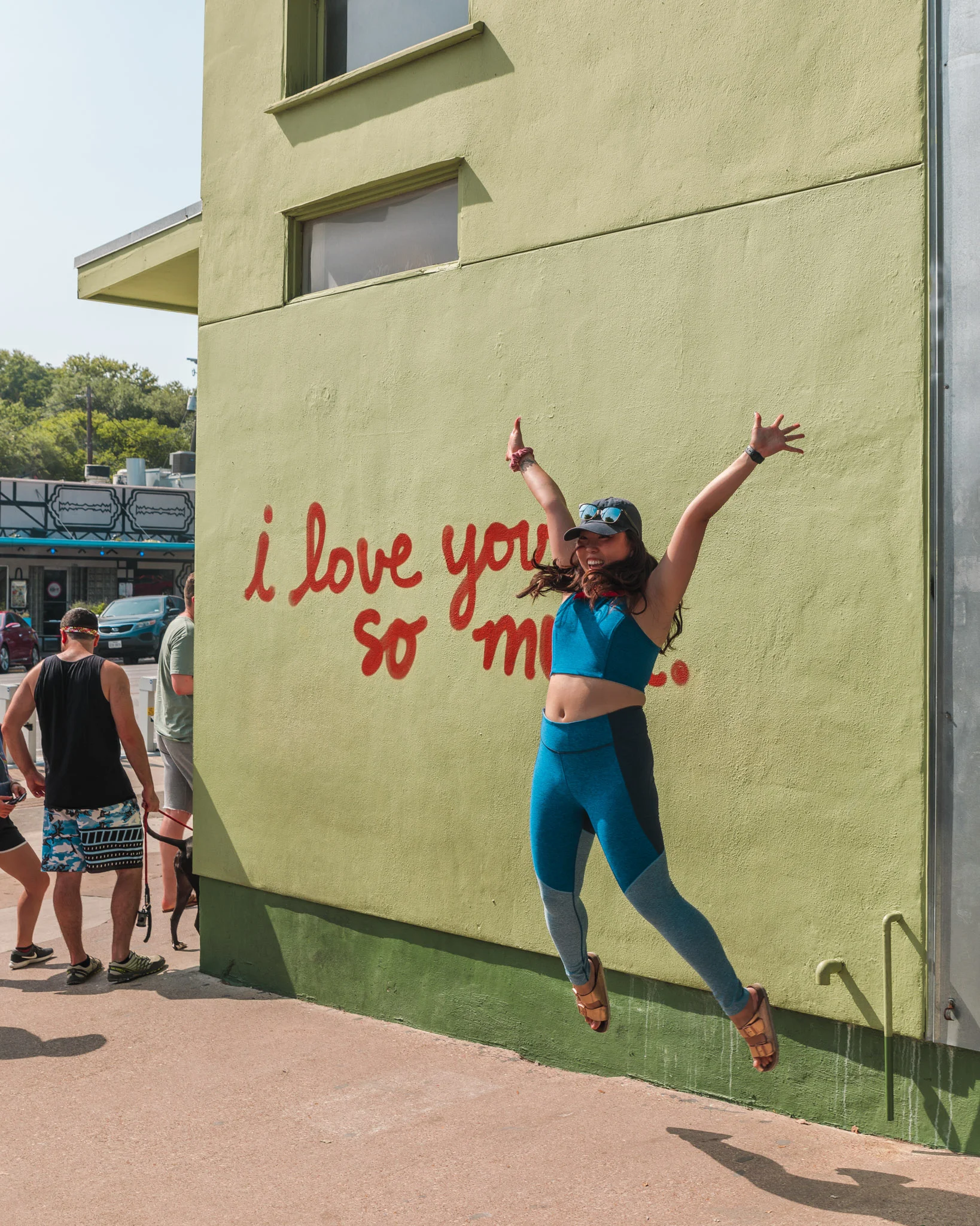 THE ULTIMATE PHOTO GUIDE TO SOUTH CONGRESS IN AUSTIN // www.readysetjetset.net #readysetjetset #austin #atx #travel #southcongress