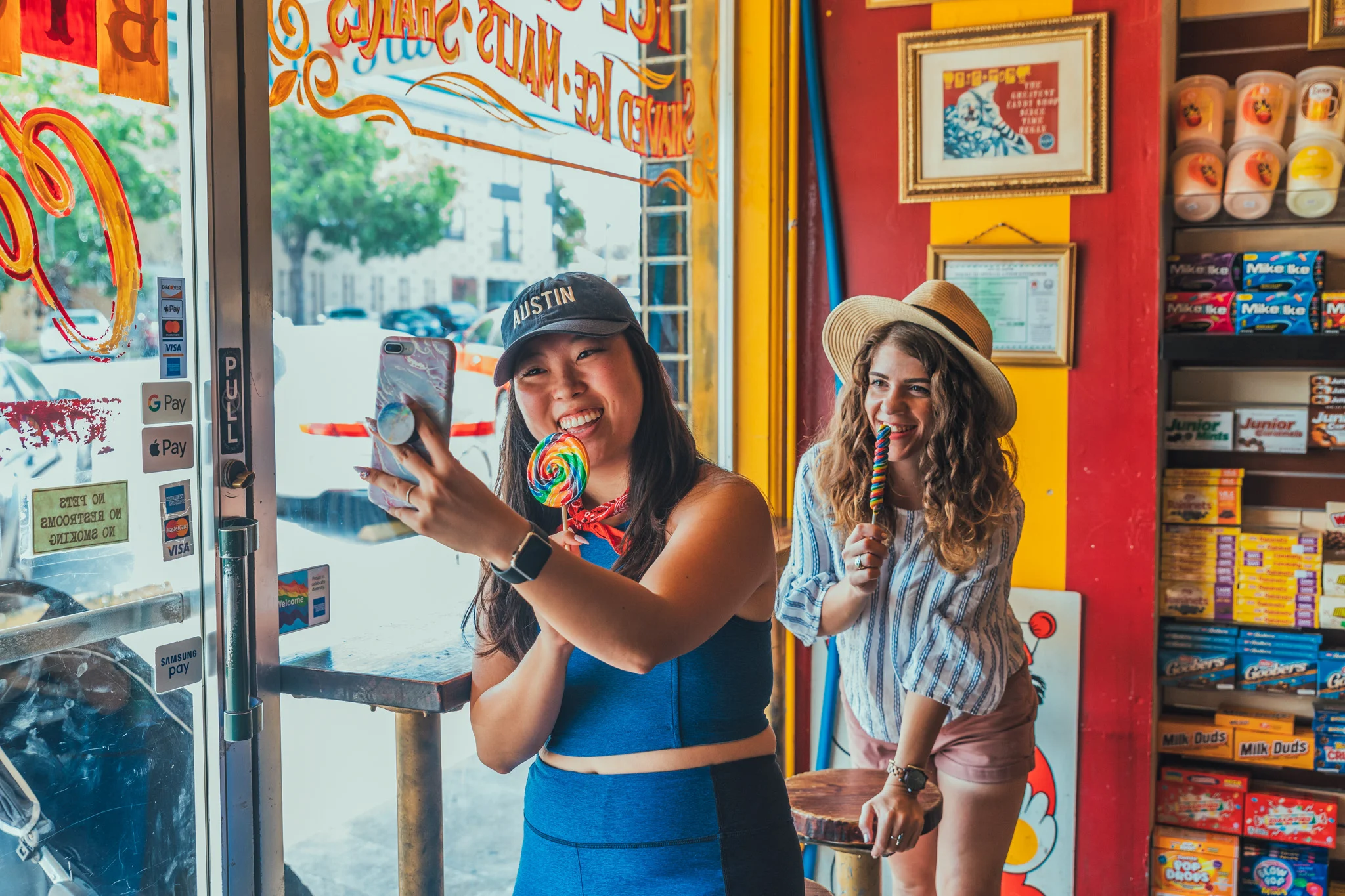 THE ULTIMATE PHOTO GUIDE TO SOUTH CONGRESS IN AUSTIN // www.readysetjetset.net #readysetjetset #austin #atx #travel #southcongress
