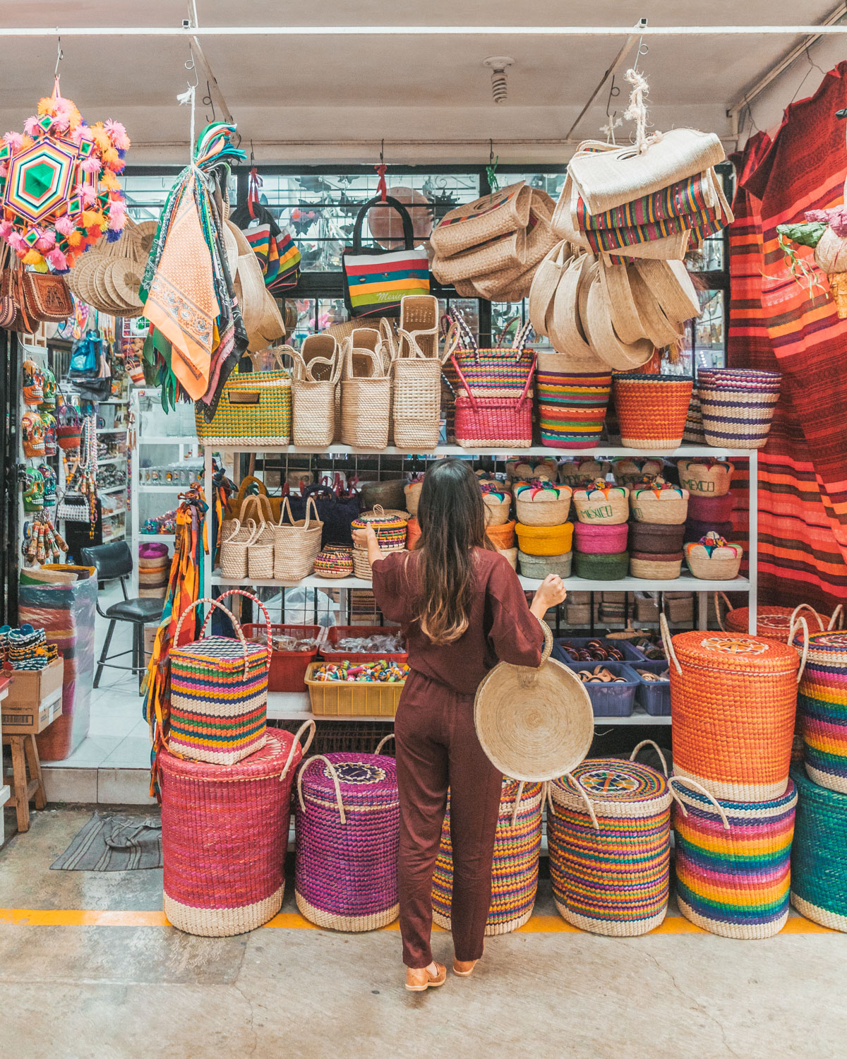 Shopping at La Ciudadela // The Most Instagrammable Spots in Mexico City #readysetjetset