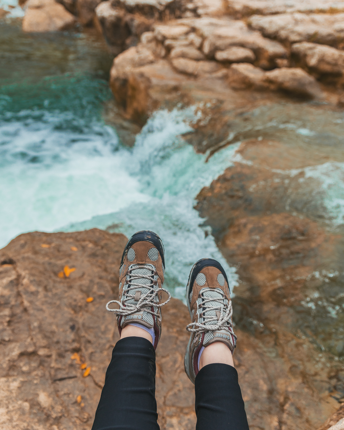 HI-TEC Hiking Boots at Barton Creek Greenbelt // 5 Austin Hiking Trails to Try This Fall #readysetjetset #outdoors #hiking #blogtips #texas #atx