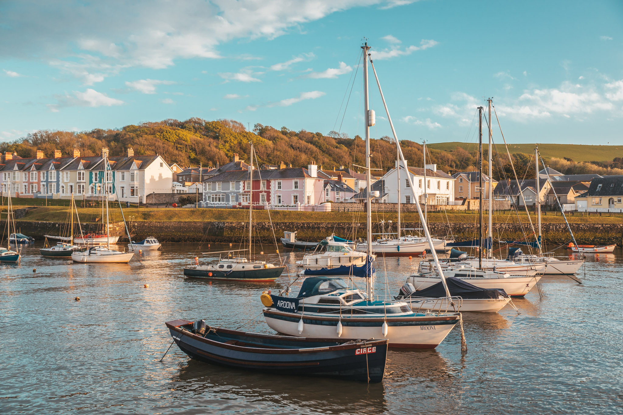 Aberaeron harbour // The Most Beautiful Places to Visit in Wales // #readysetjetset #wales #uk #welsh #travel #photospots #blogpost