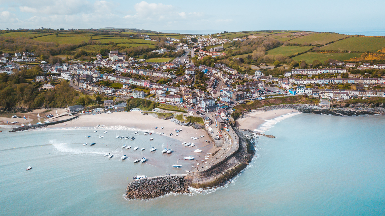 New Quay from above by drone // The Most Beautiful Places to Visit in Wales // #readysetjetset #wales #uk #welsh #travel #photospots #blogpost