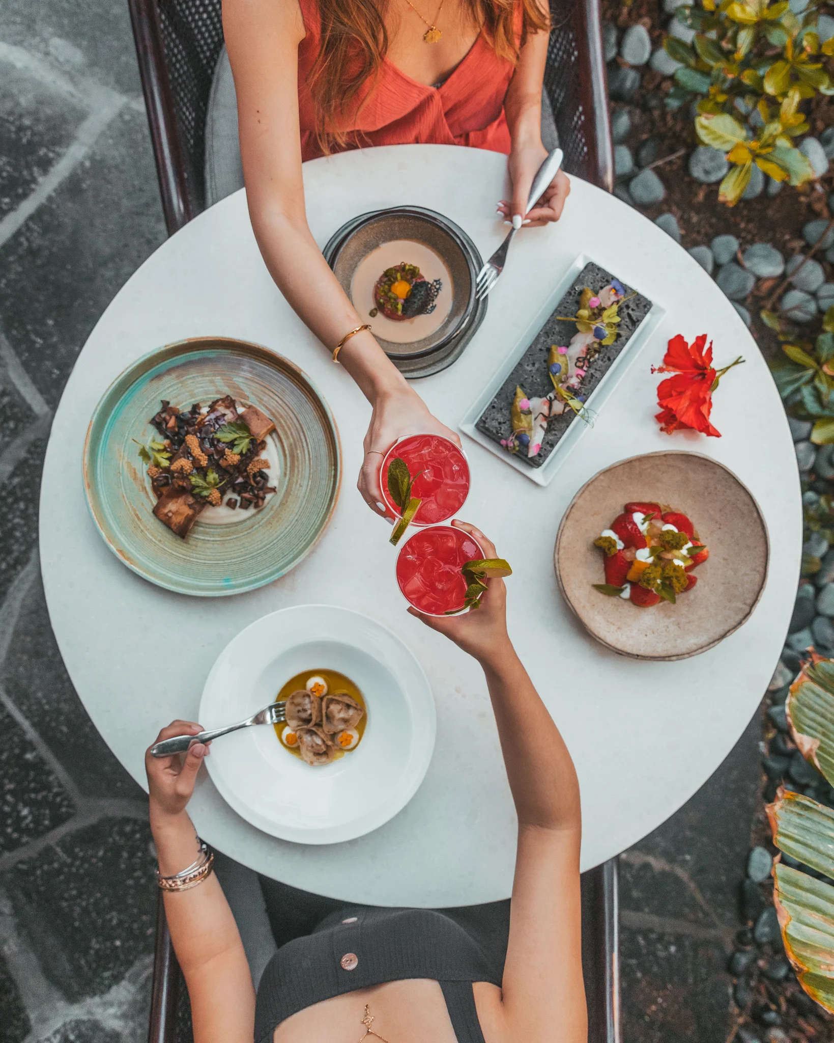 Dinner at Ulu Ocean Grill // A Luxury Stay on the Big Island: Four Seasons Resort Hualalai // #readysetjetset #hawaii #bigisland #luxuryhotels #beachresorts #usa #travel