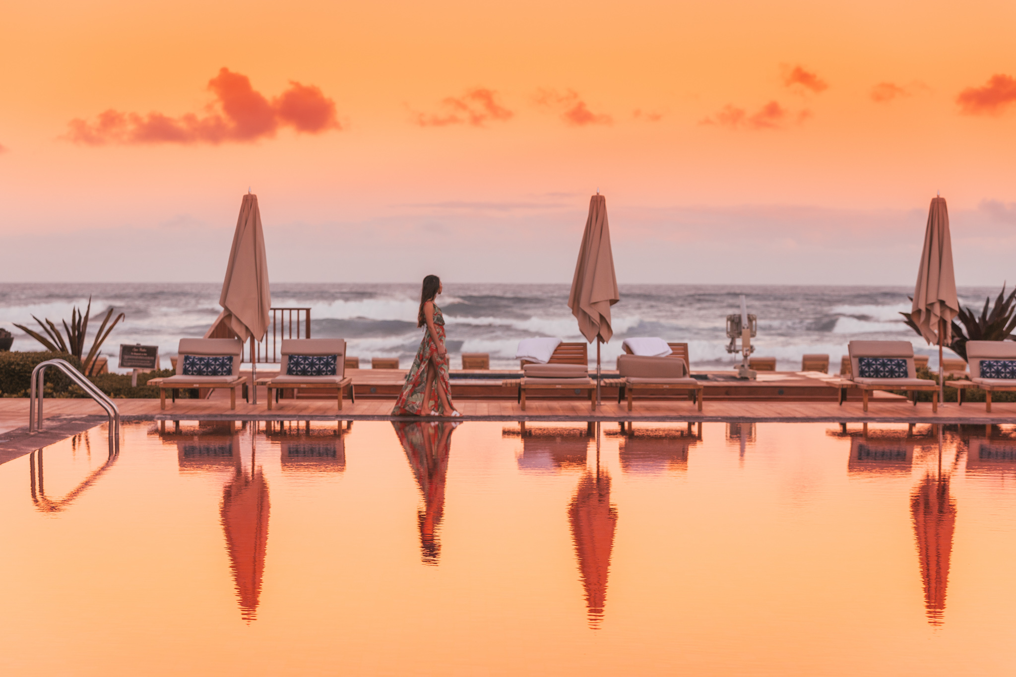 Beach Tree Pool sunset // A Luxury Stay on the Big Island: Four Seasons Resort Hualalai // #readysetjetset #hawaii #bigisland #luxuryhotels #beachresorts #usa #travel