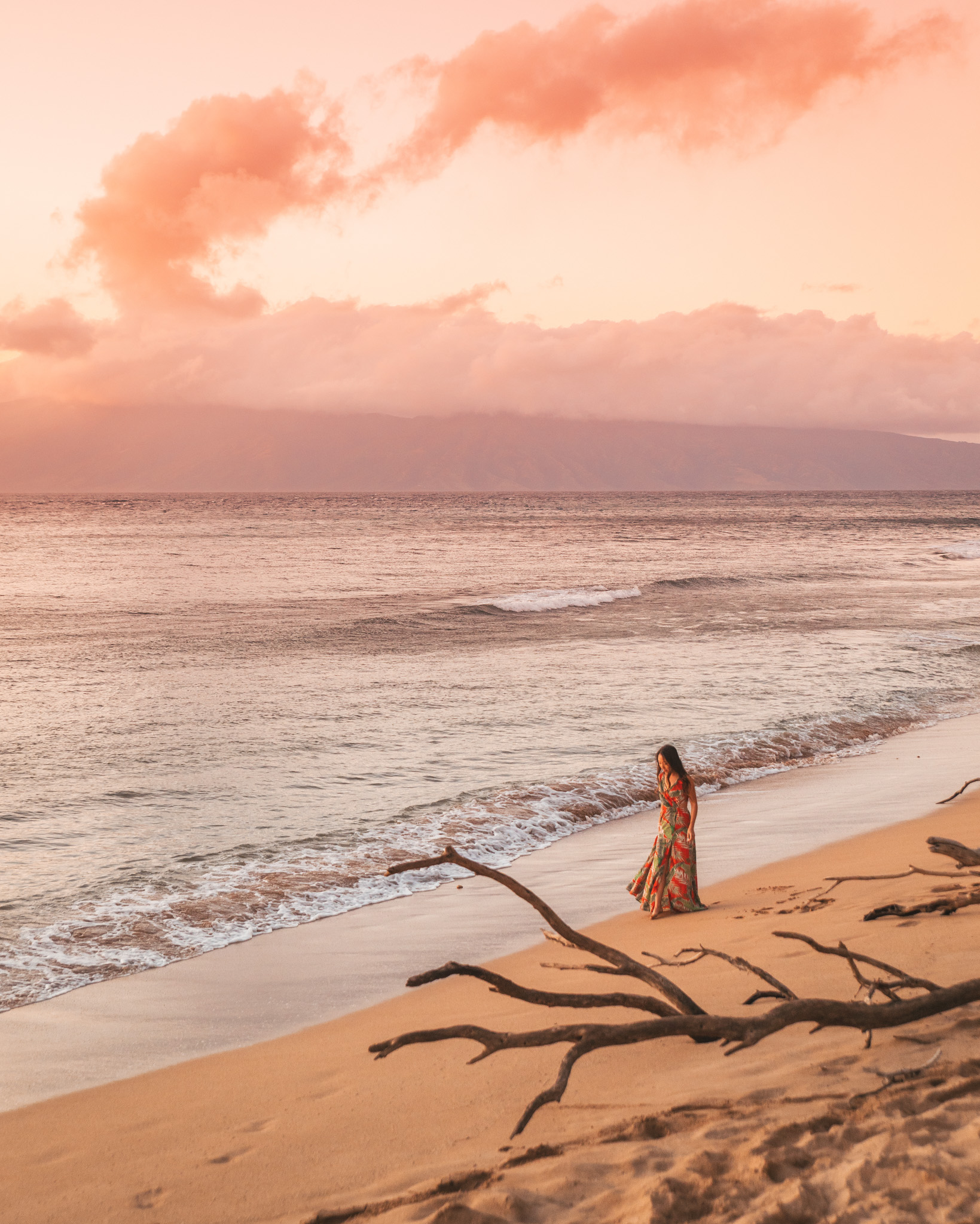 Sunset on Ka'anapali Beach at Westin Nanea // The Quick Guide to Visiting Maui, Hawaii #readysetjetset #hawaii #maui