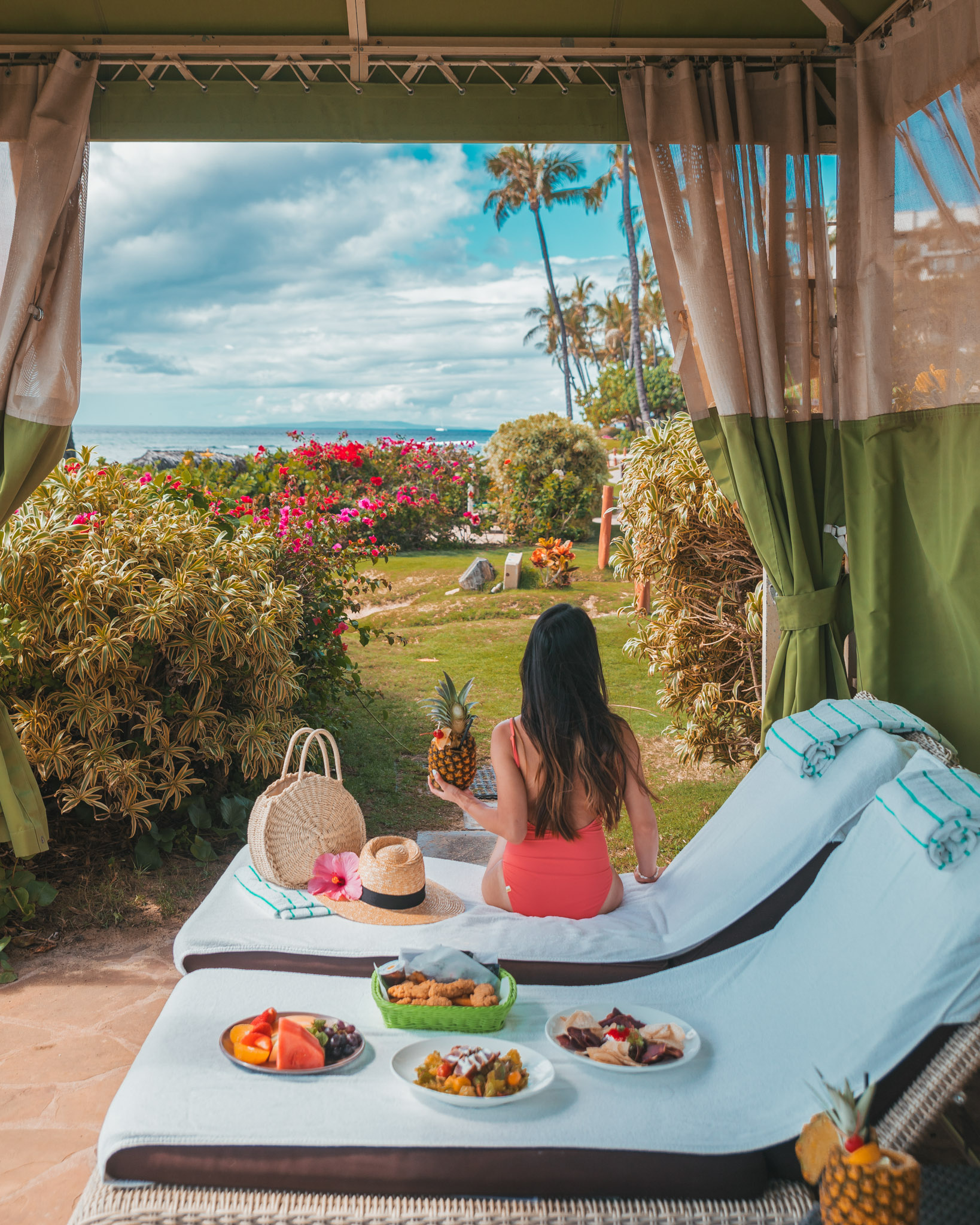 Ohana cabana by the pool at Hyatt Regency Maui // The Quick Guide to Visiting Maui, Hawaii #readysetjetset #hawaii #maui