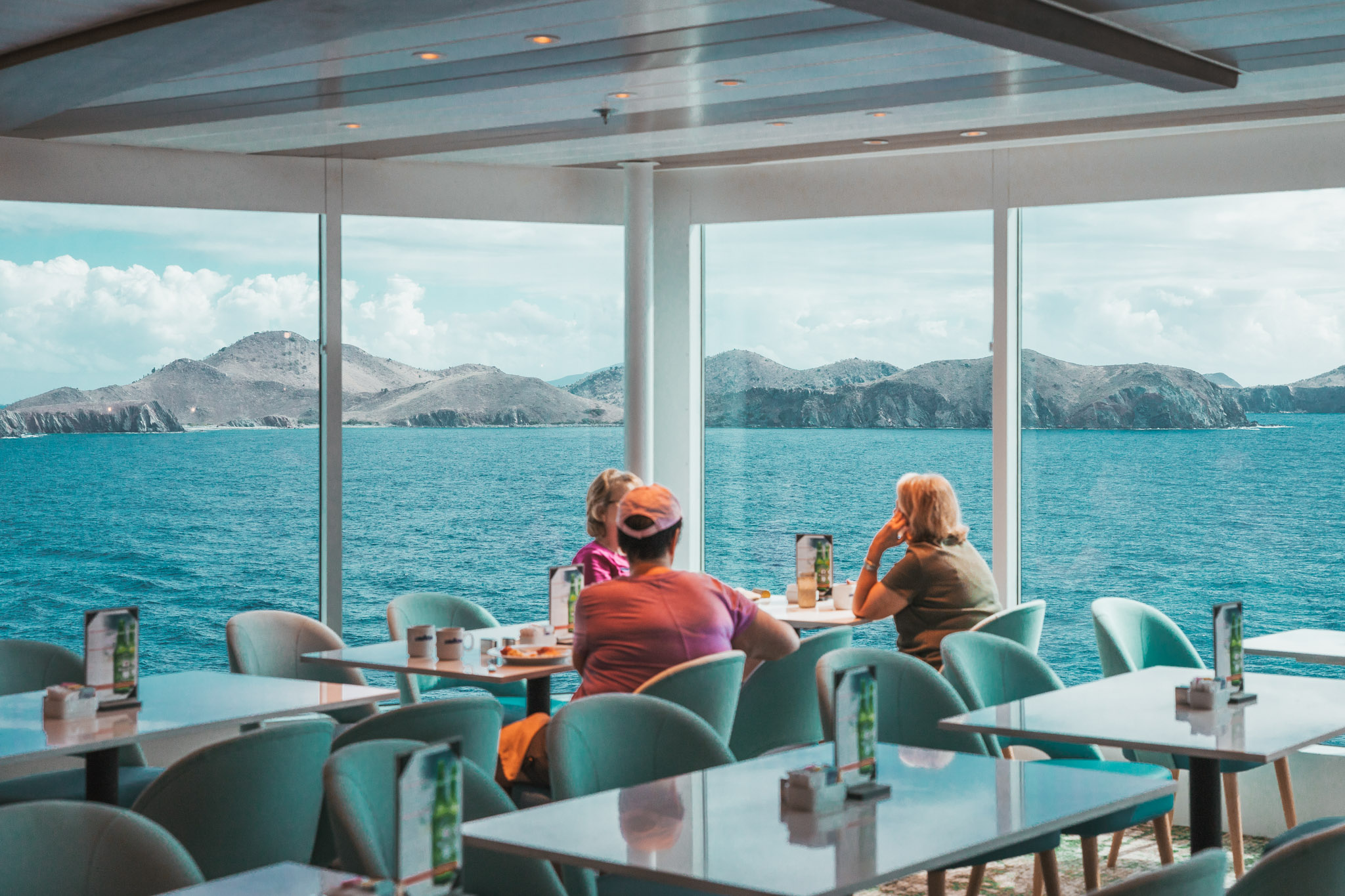 Oceanview Cafe // Cruise Review: Everything You Need To Know About The Celebrity Summit