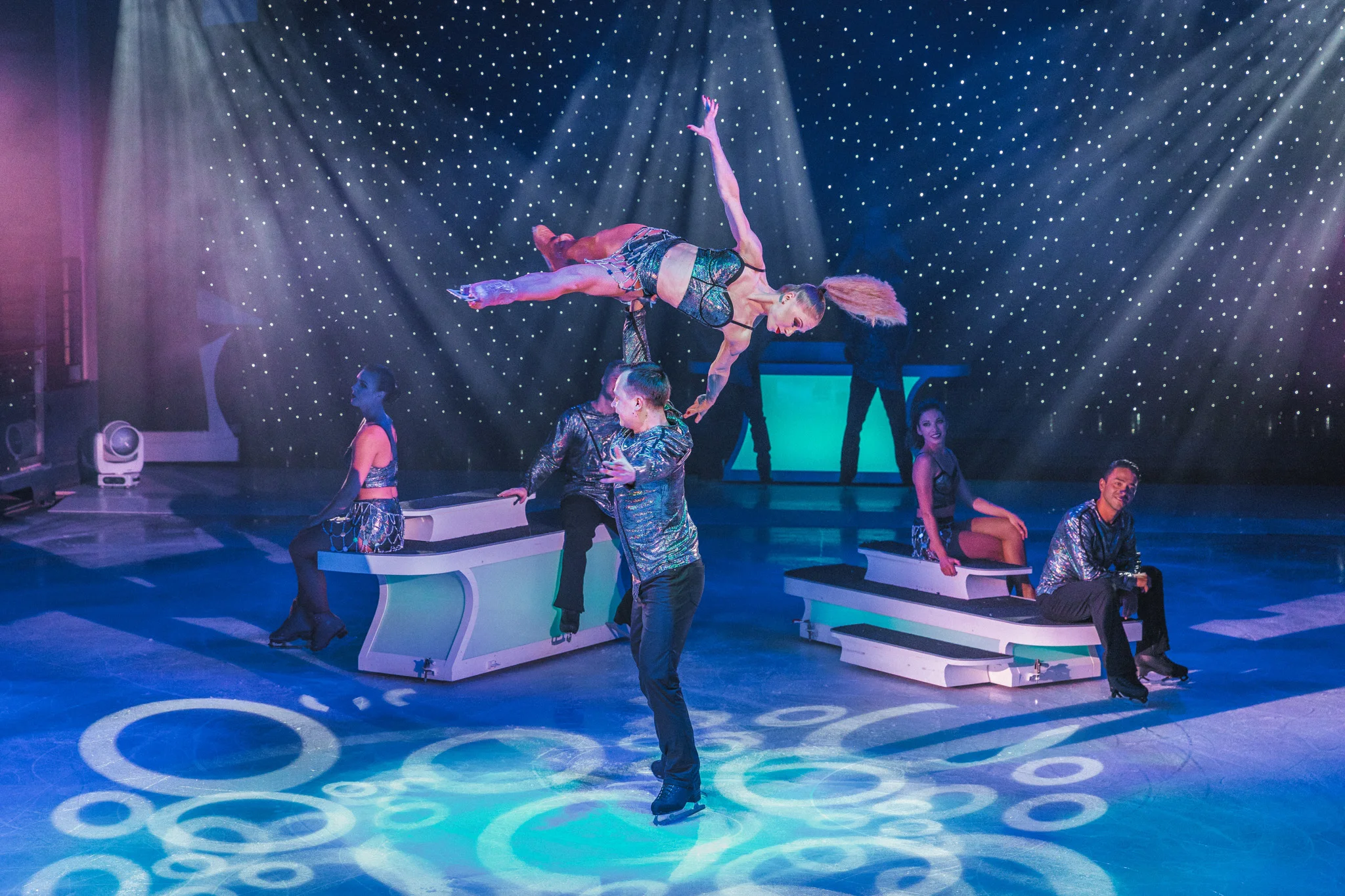 iSkate ice skating show onboard ~ Cruise Review: Royal Caribbean Navigator of the Seas