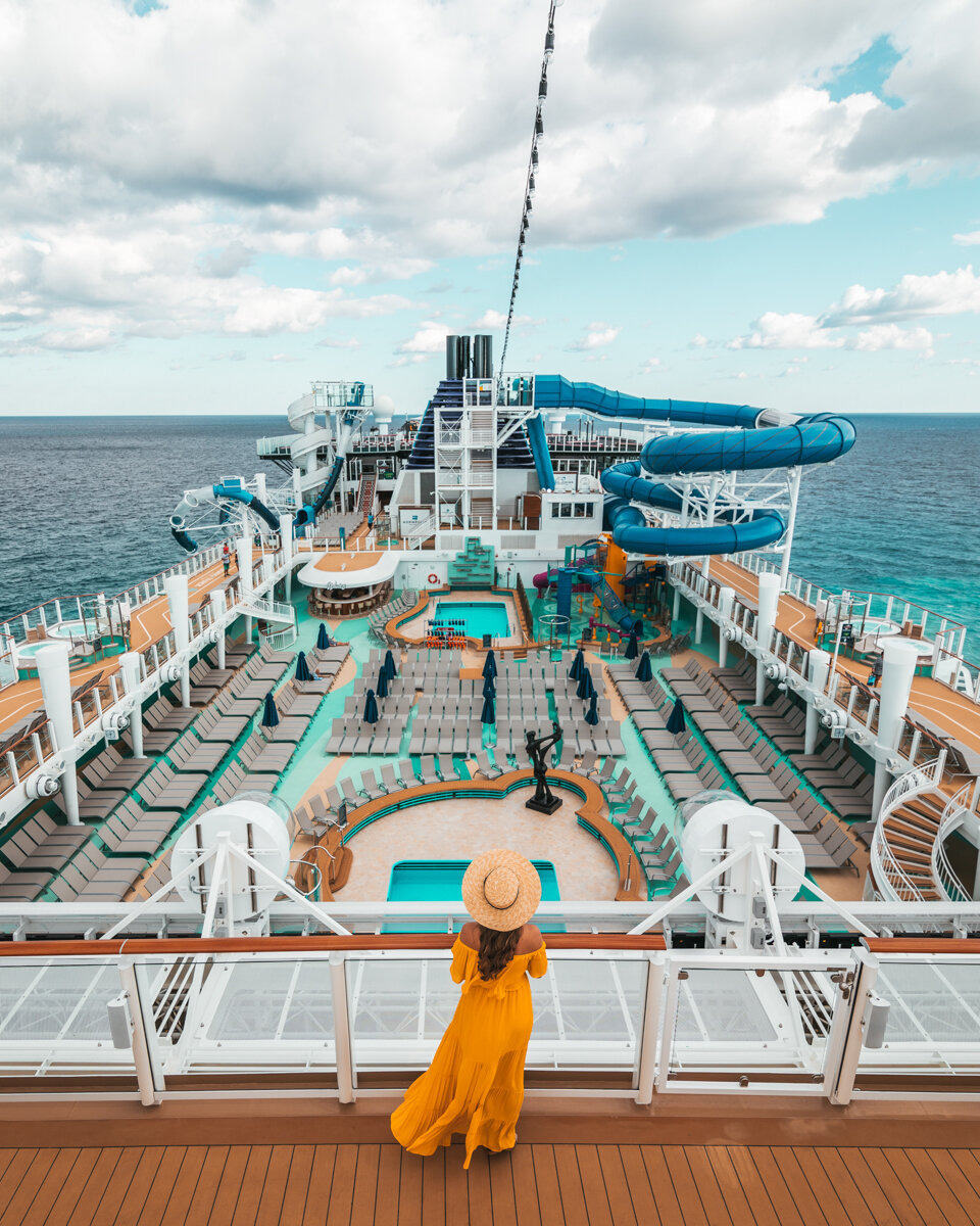 Overlooking the NCL Encore // Cruise Review: Onboard the Norwegian Encore // #readysetjetset #cruise #cruisereview #cruising #caribbean #bahamas #norwegian #ncl #travel #blog