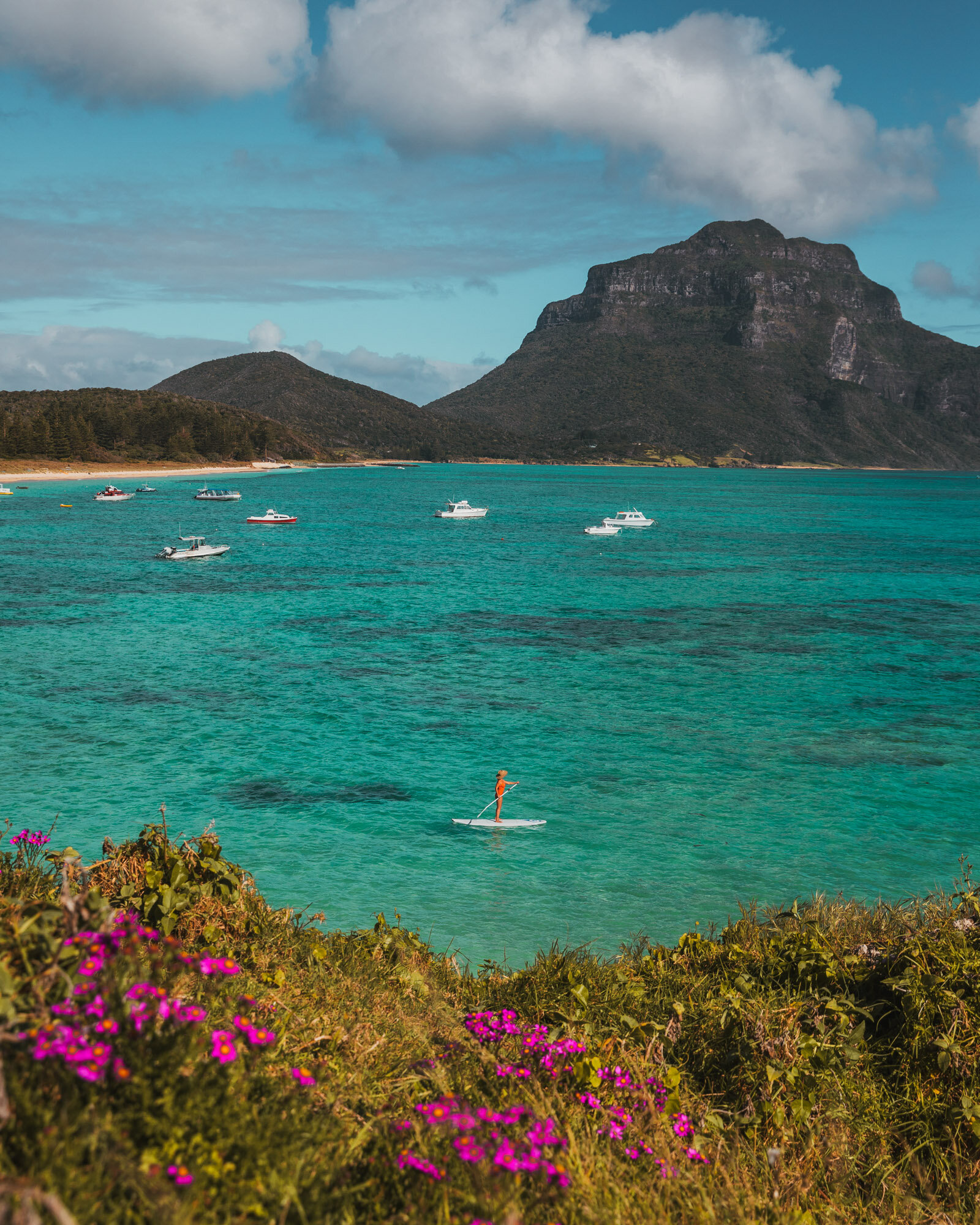 Visiting Lord Howe Island, Australia - Renting a SUP on Lagoon Beach | New South Wales | Beach Destinations | Paradise | #blogpost #travelguide #travel #australia #lordhoweisland