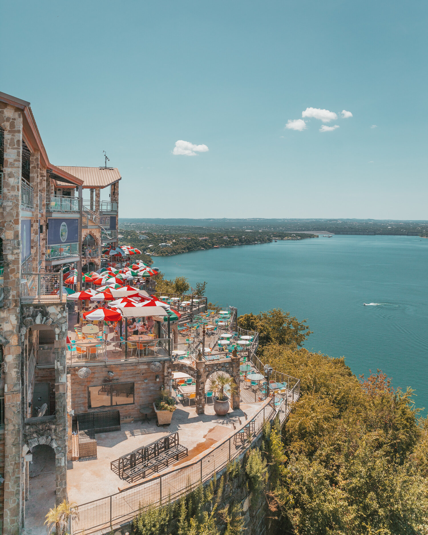 The Oasis on Lake Travis // The Quick Guide to Boating in Austin, Texas