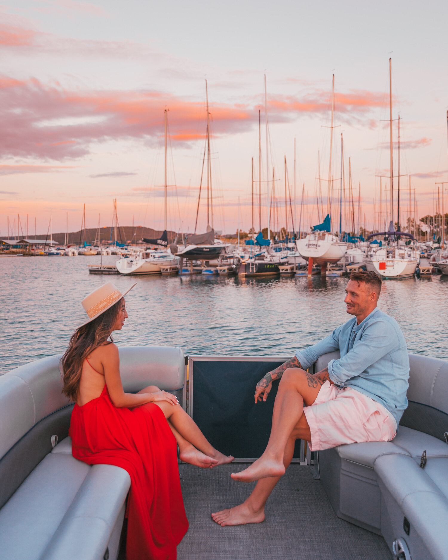 Sunset boating on Lake Travis // The Best Day Trips from Austin, Texas #atx #travel #texas #roadtrip