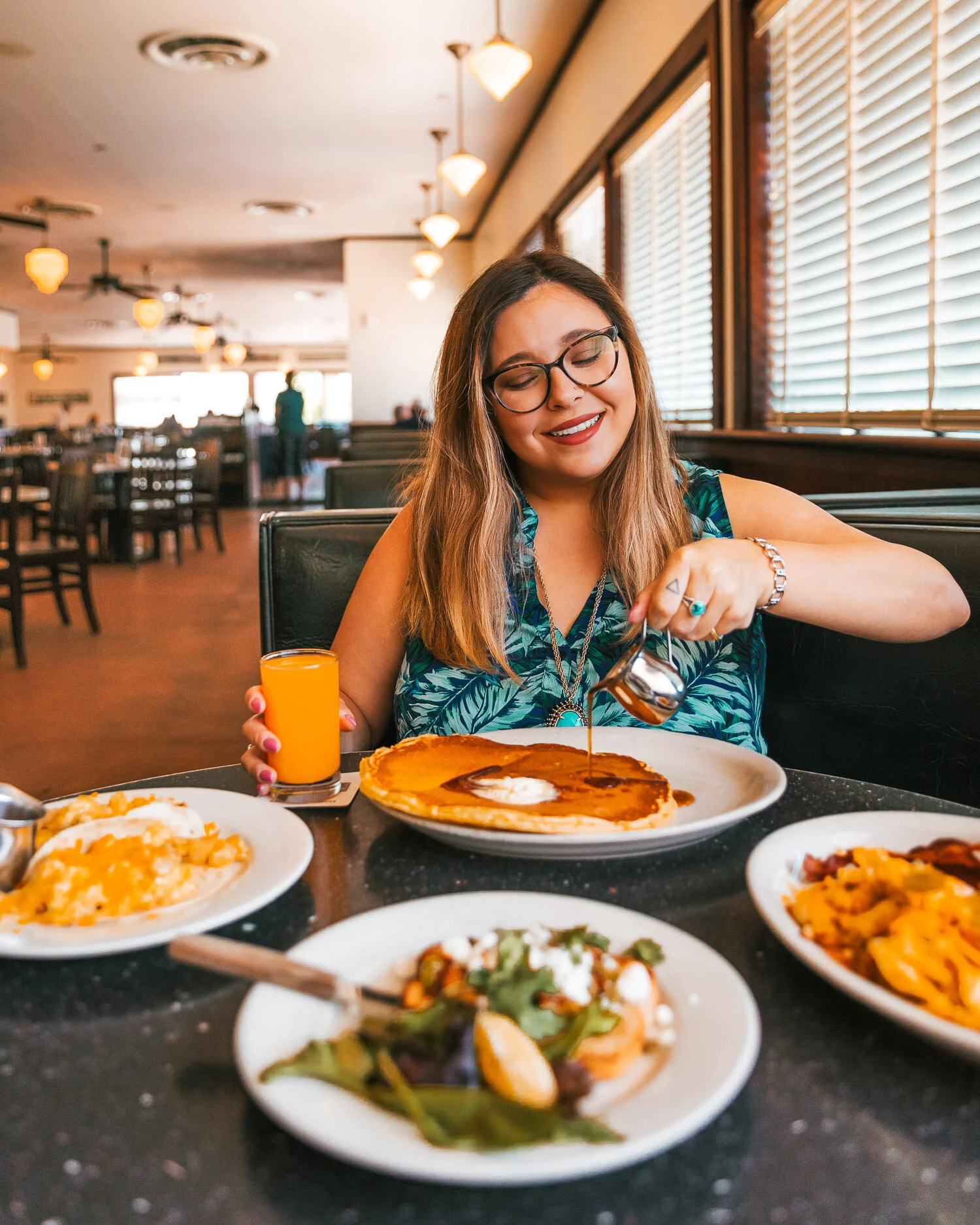 The Monument Cafe breakfast in Georgetown // The Best Day Trips from Austin, Texas #atx #travel #texas #roadtrip