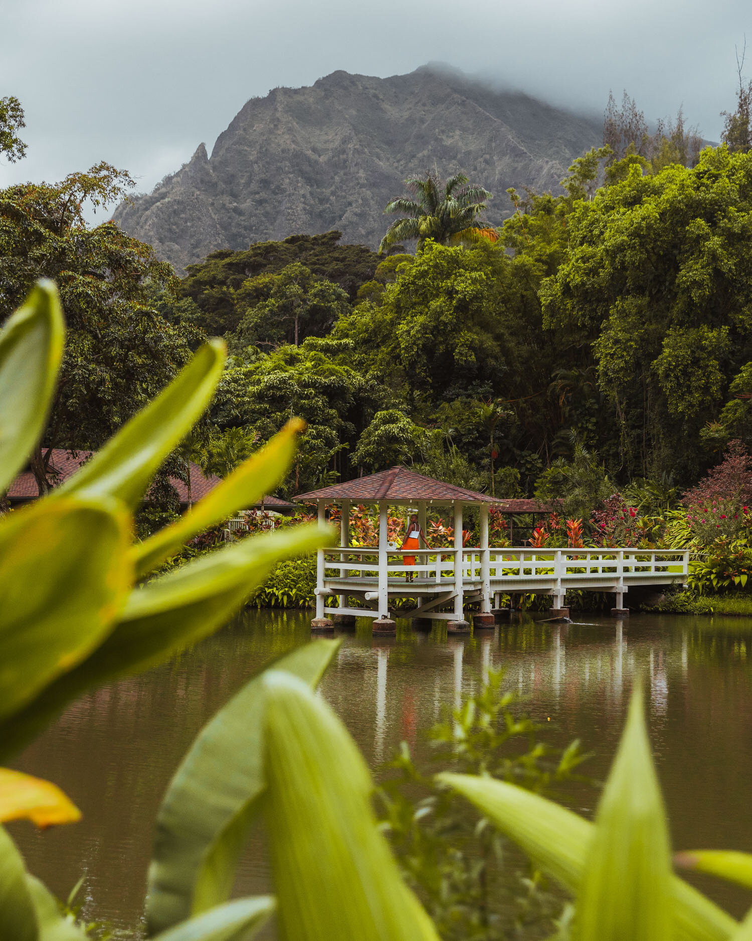 Haleiwa Joe's Haiku Gardens restaurant; The Quick Guide to Visiting Oahu, Hawaii