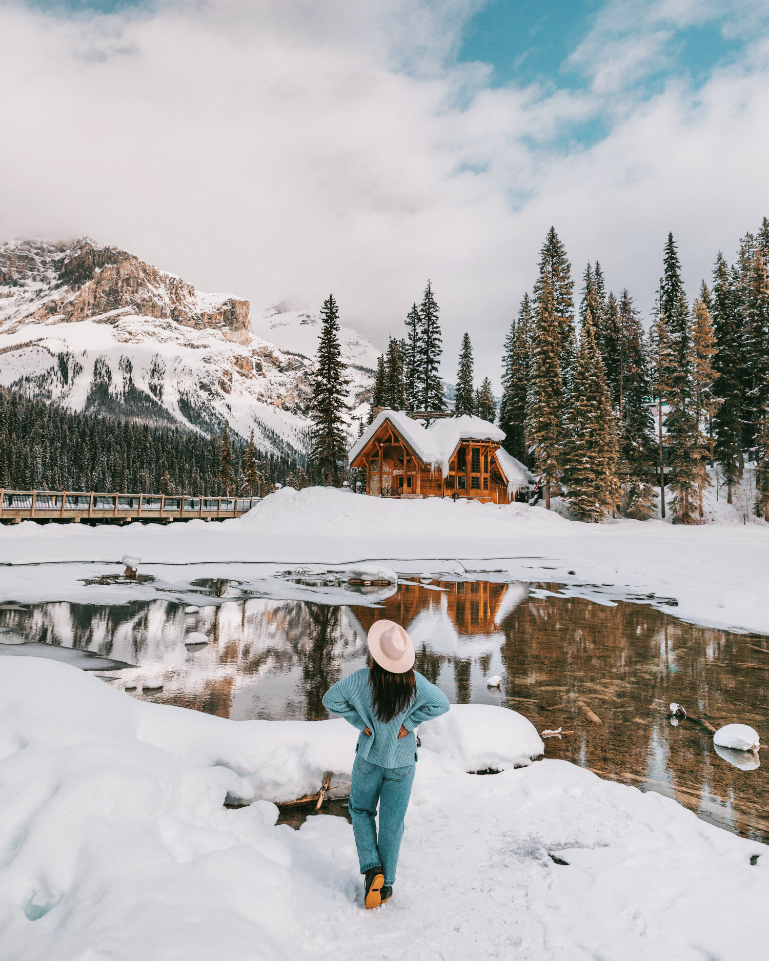 Emerald Lake Lodge snowy cabin // The Ultimate Guide to Visiting Banff in Winter