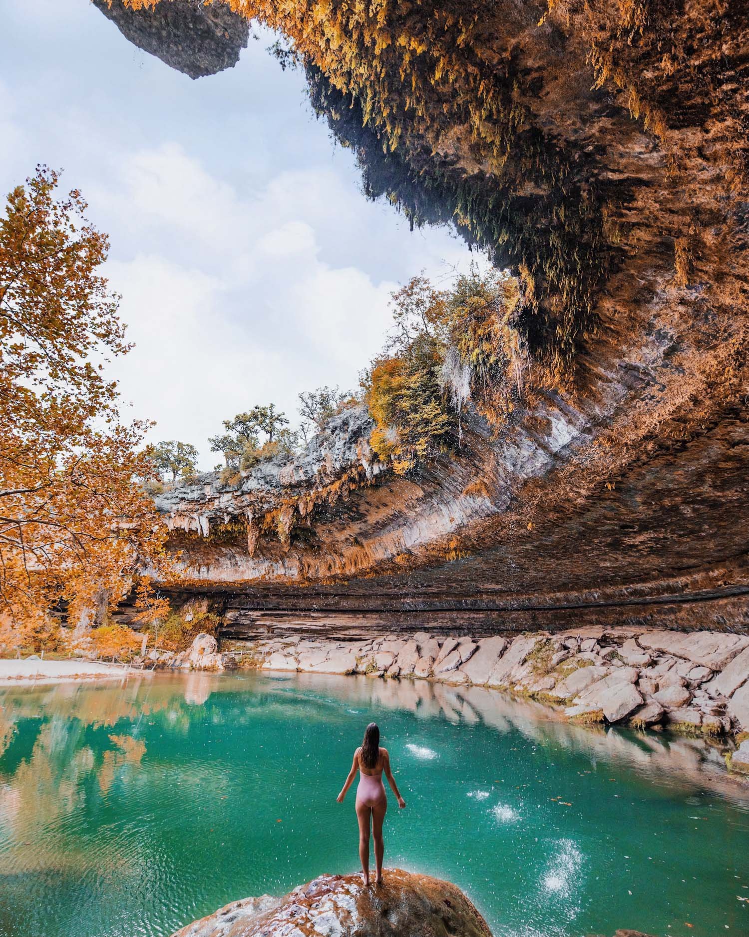 How to Plan a Visit to Hamilton Pool in Dripping Springs, Texas // day trips from Austin and San Antonio; Texas swimming holes; prettiest places in Texas; Texas hiking and outdoors
