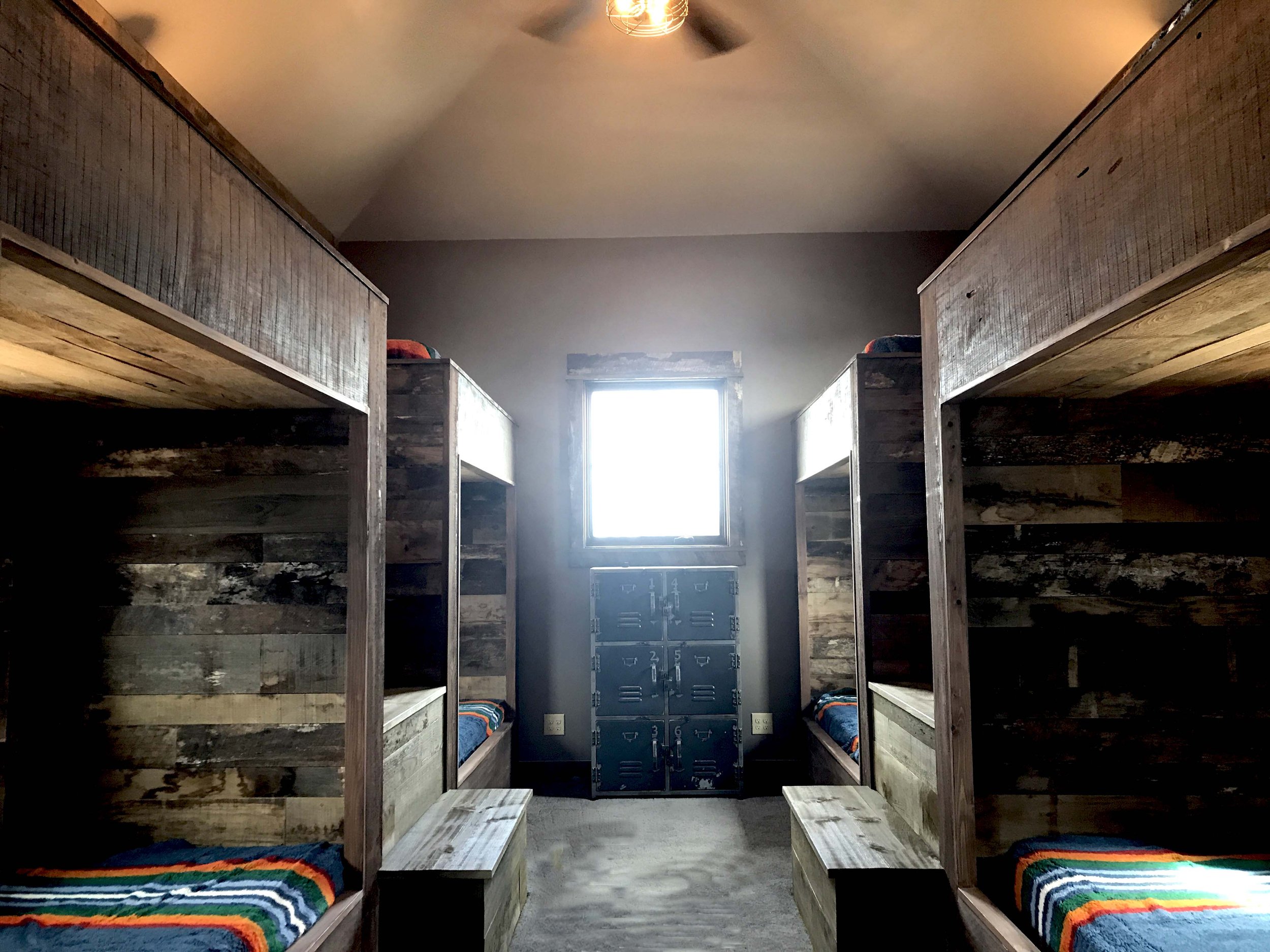 Ingram Custom BunkRoom.jpg
