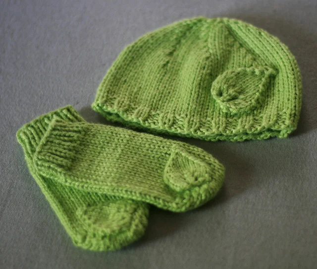 wee leafy baby set